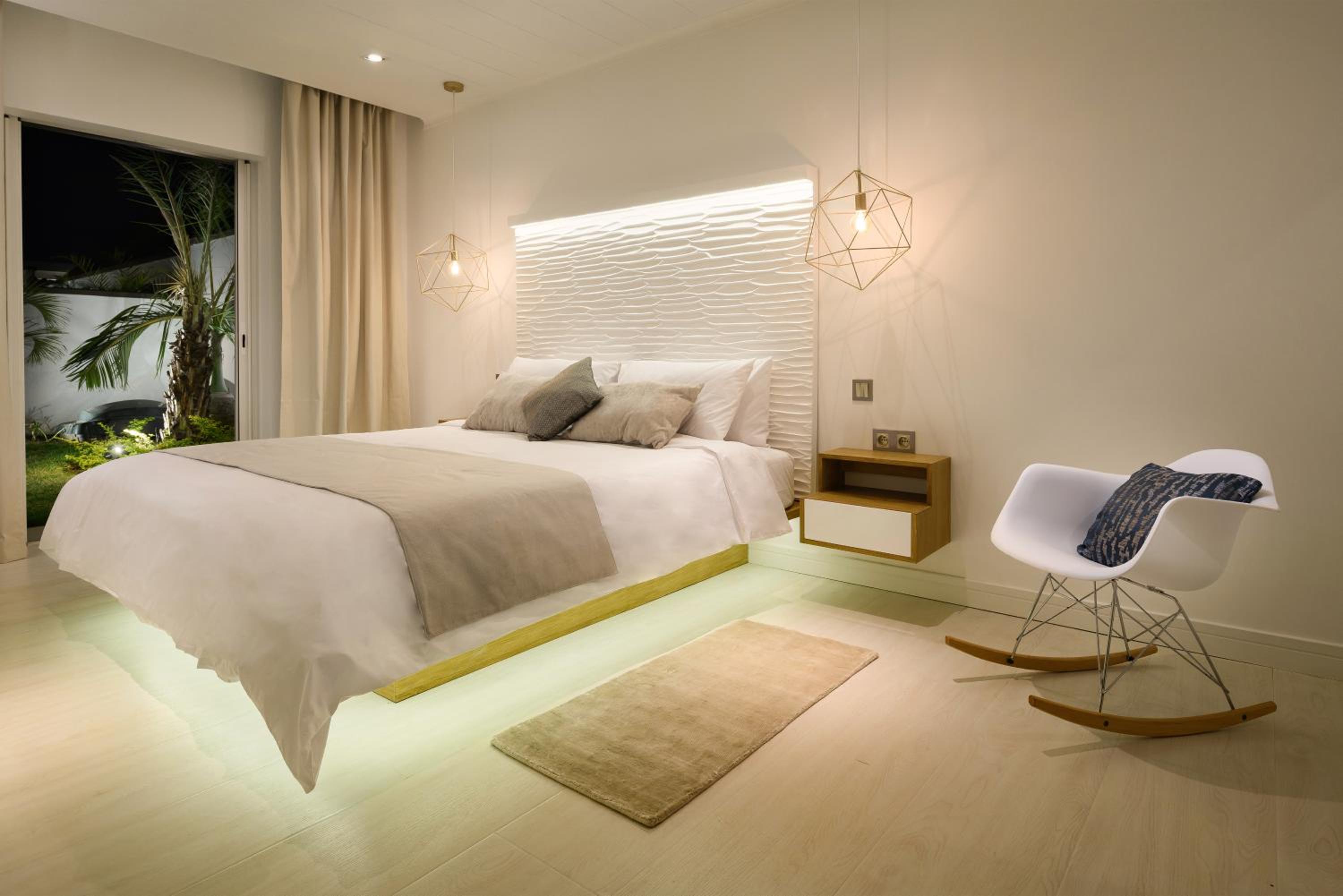 Three-Bedroom Superior Villa with private pool photo 3