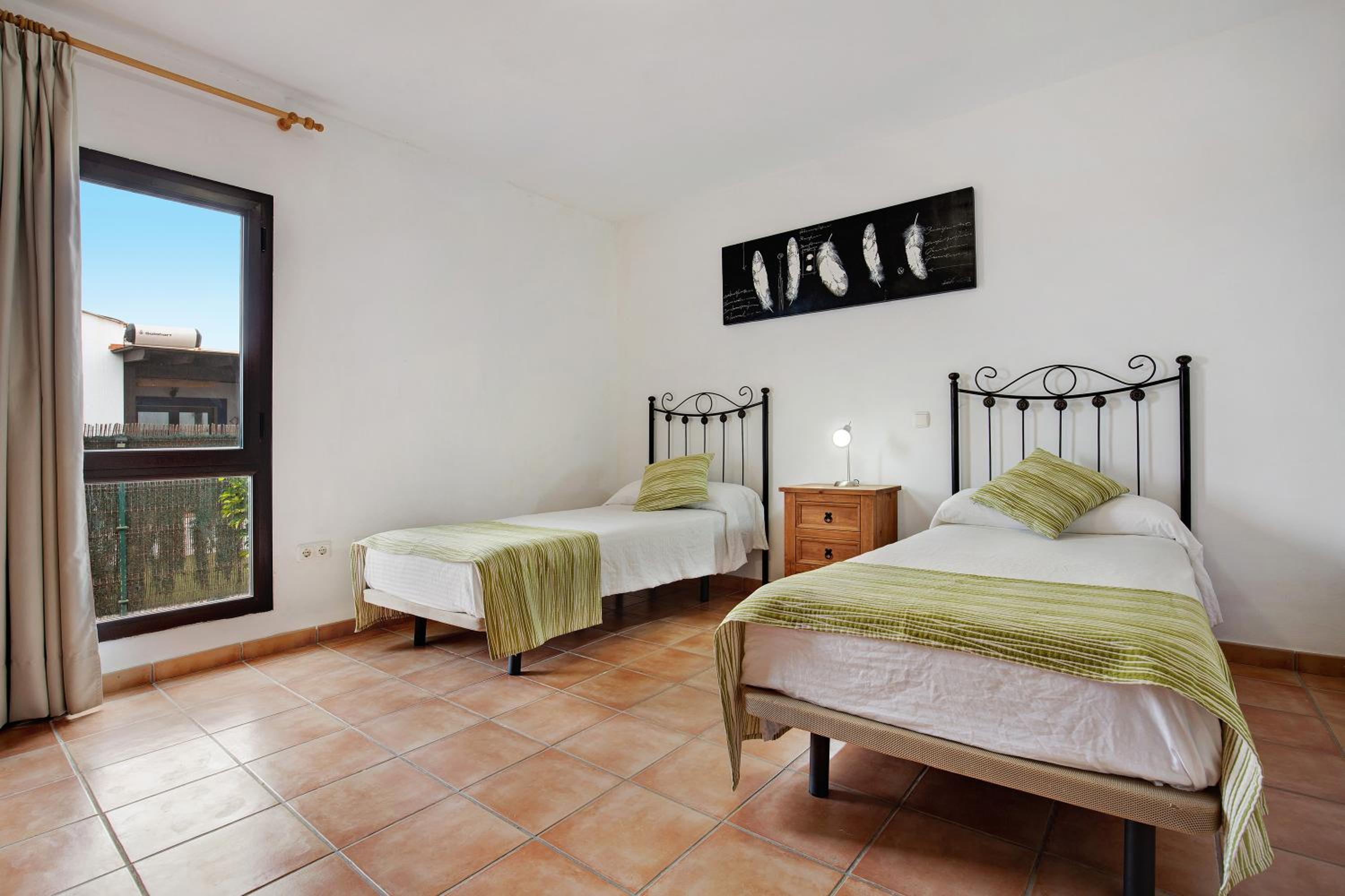 Villa with Garden View - Photo 13
