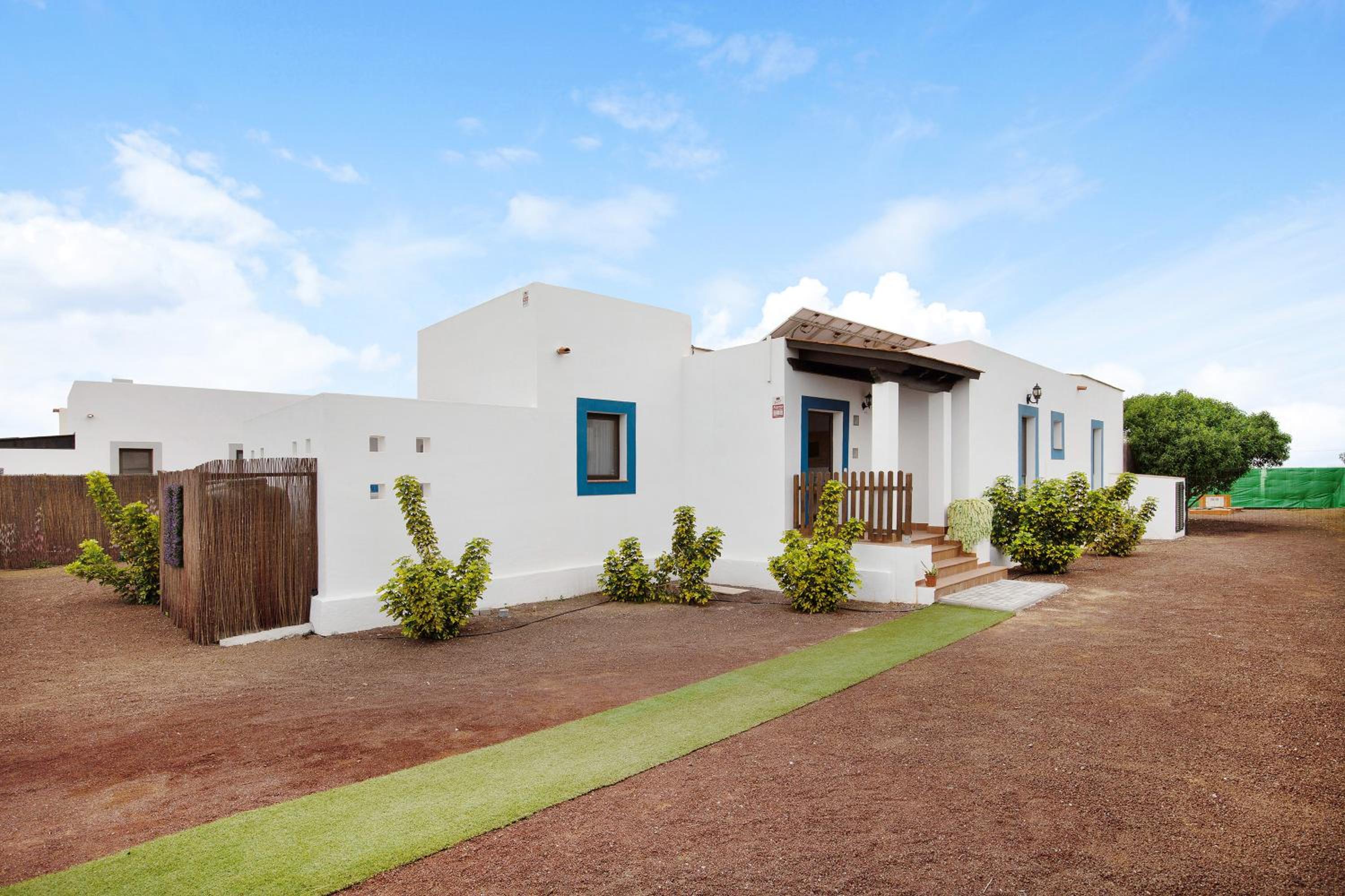 Villa with Garden View - Photo 22