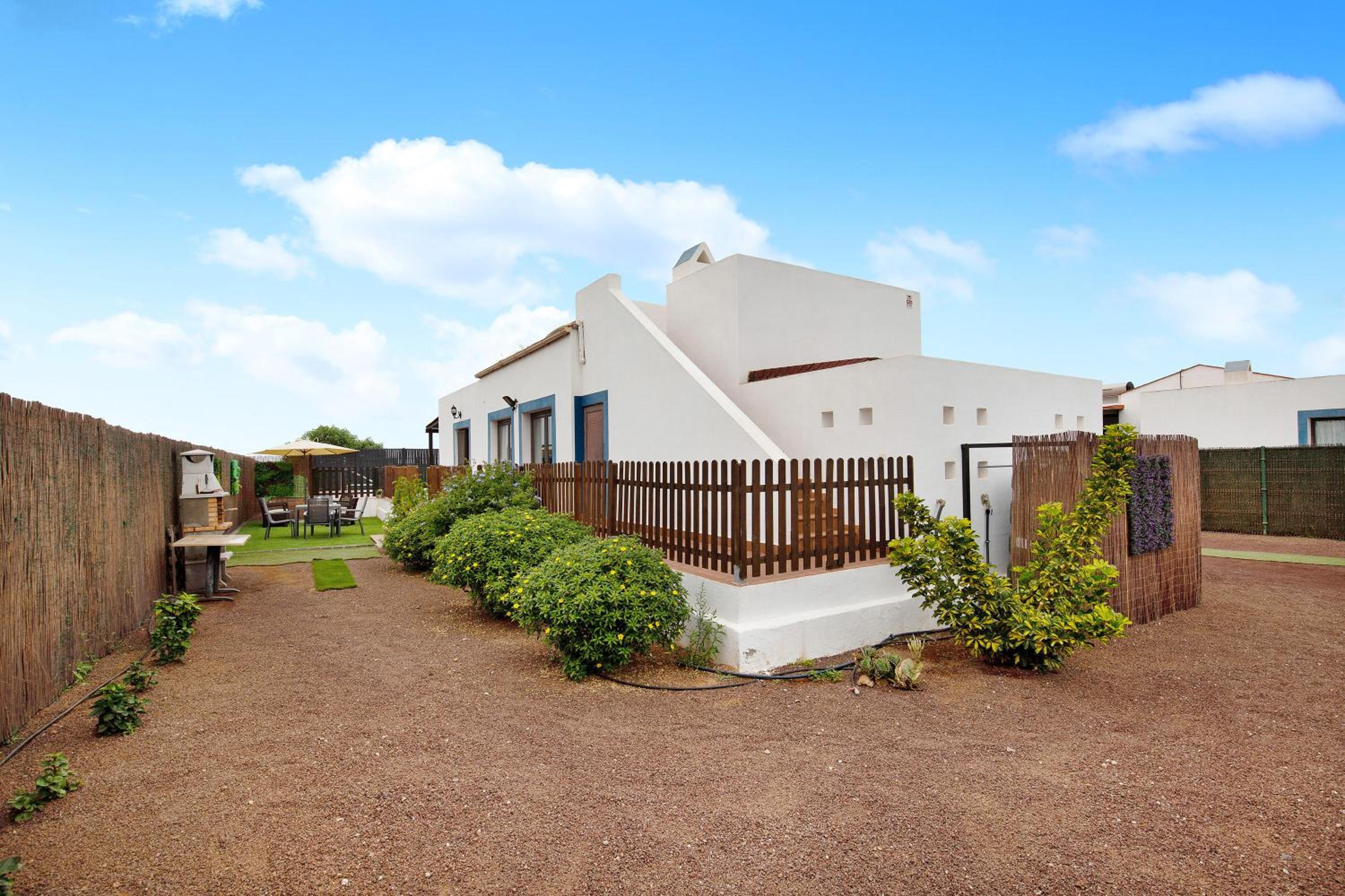 Villa with Garden View - Photo 21