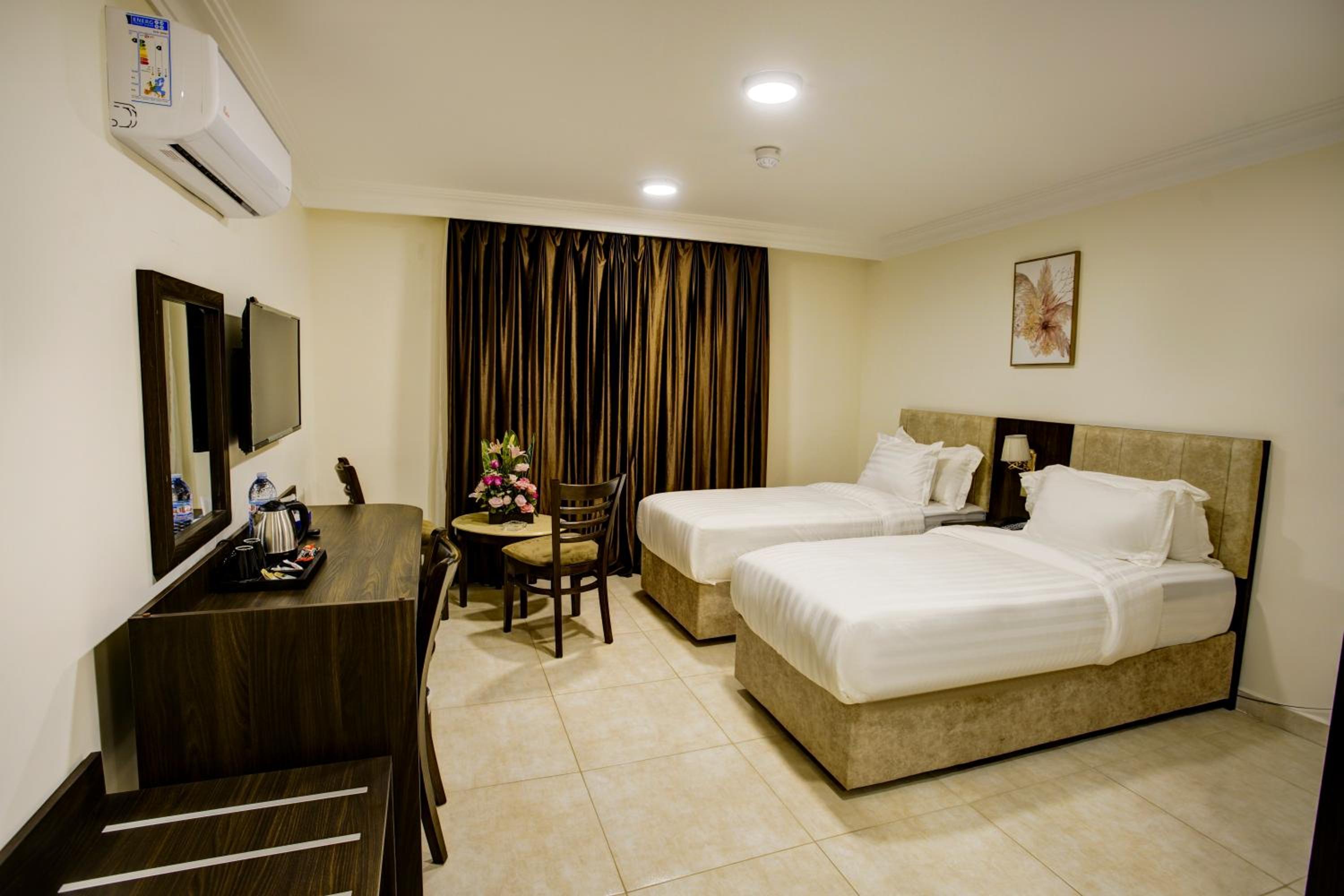 Standard Twin Room photo 1