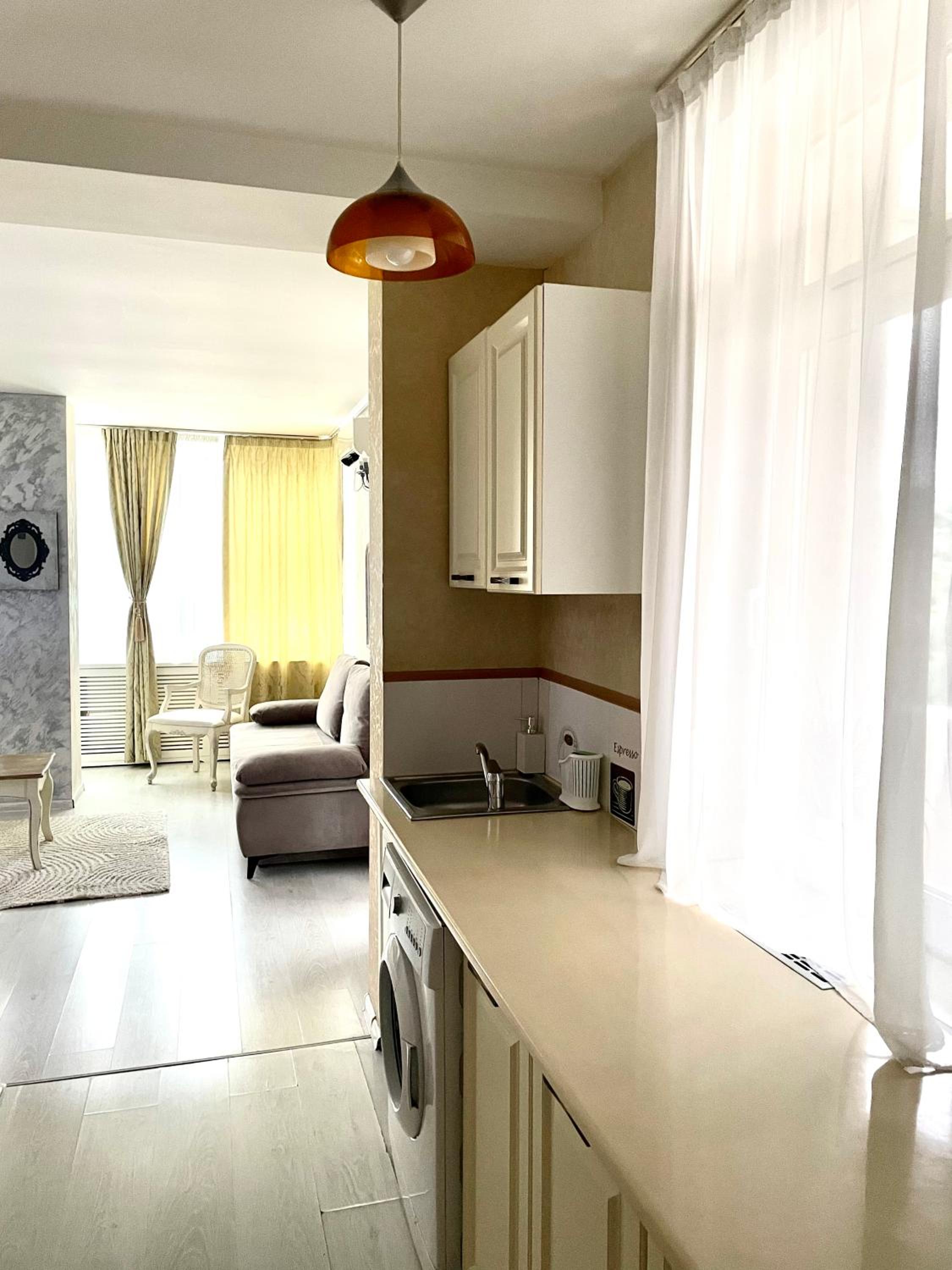 One-Bedroom Apartment with Balcony - Photo 12