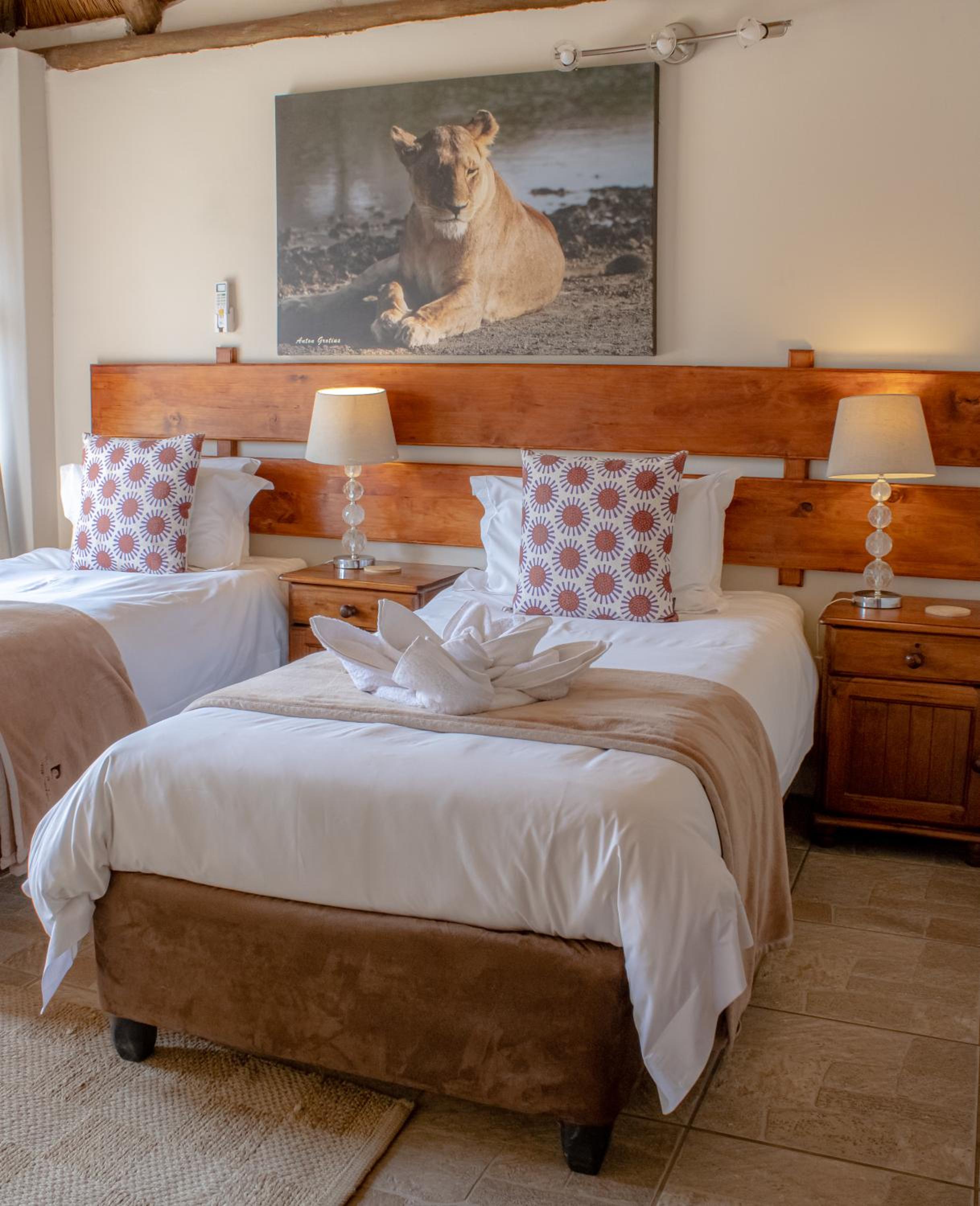 Two-Bedroom Chalet - Photo 10