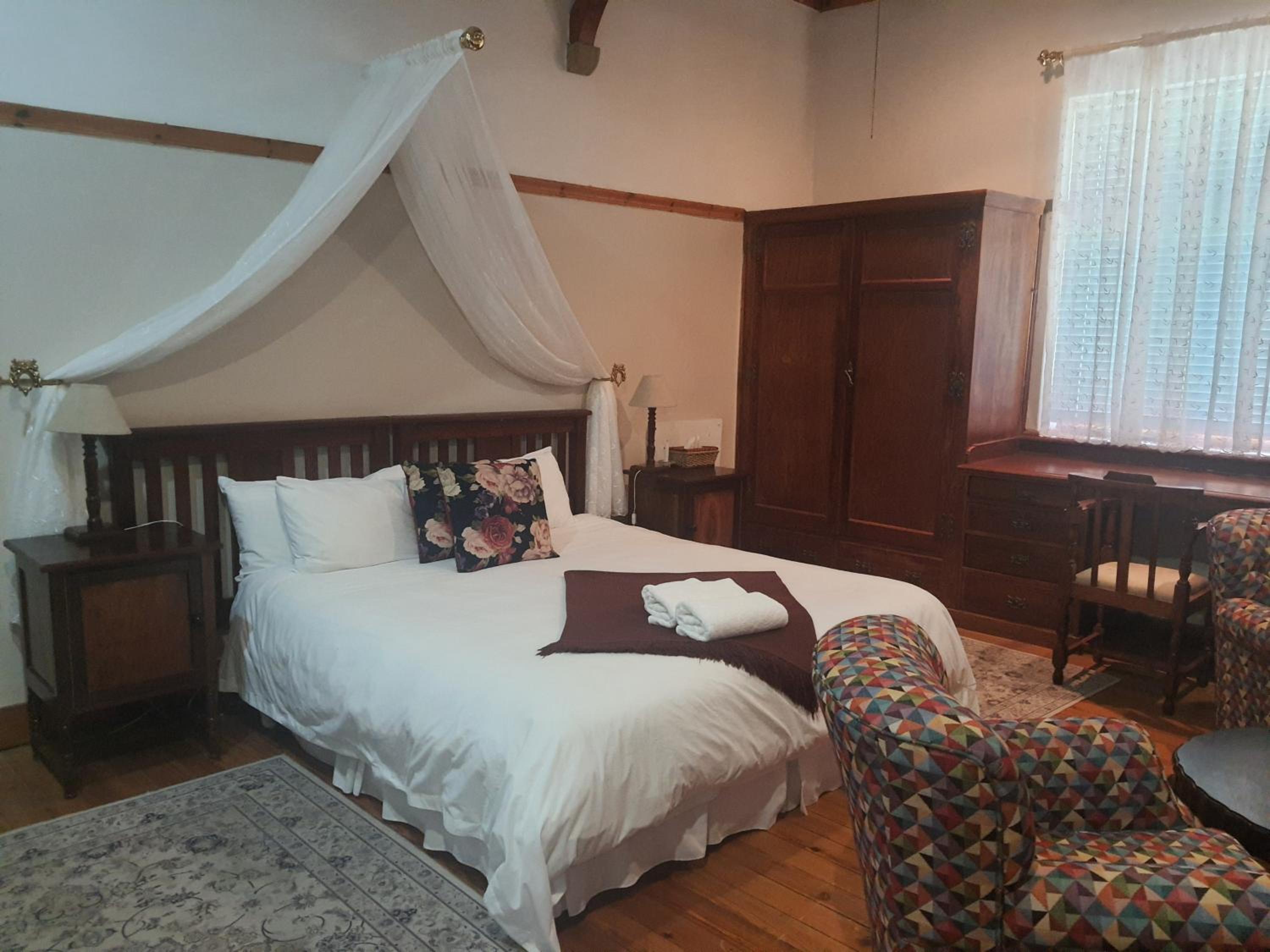 Deluxe King Room - Photo 1