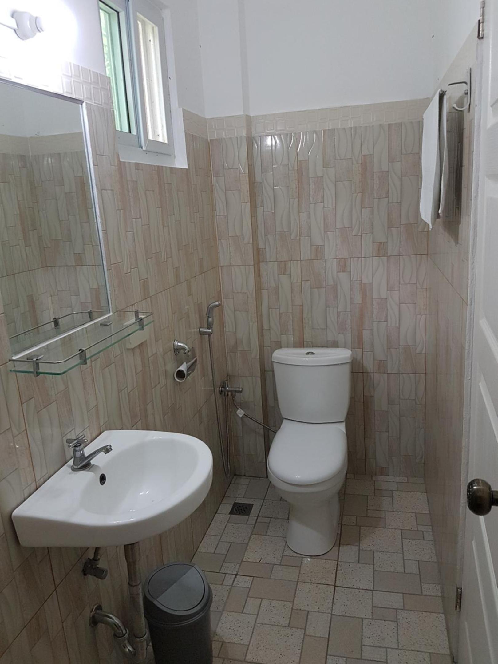 Double Room with Park View - Photo 30