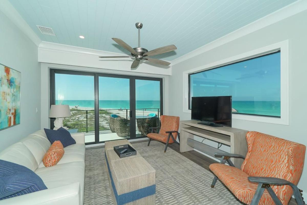 King Suite with Ocean View - Photo 9