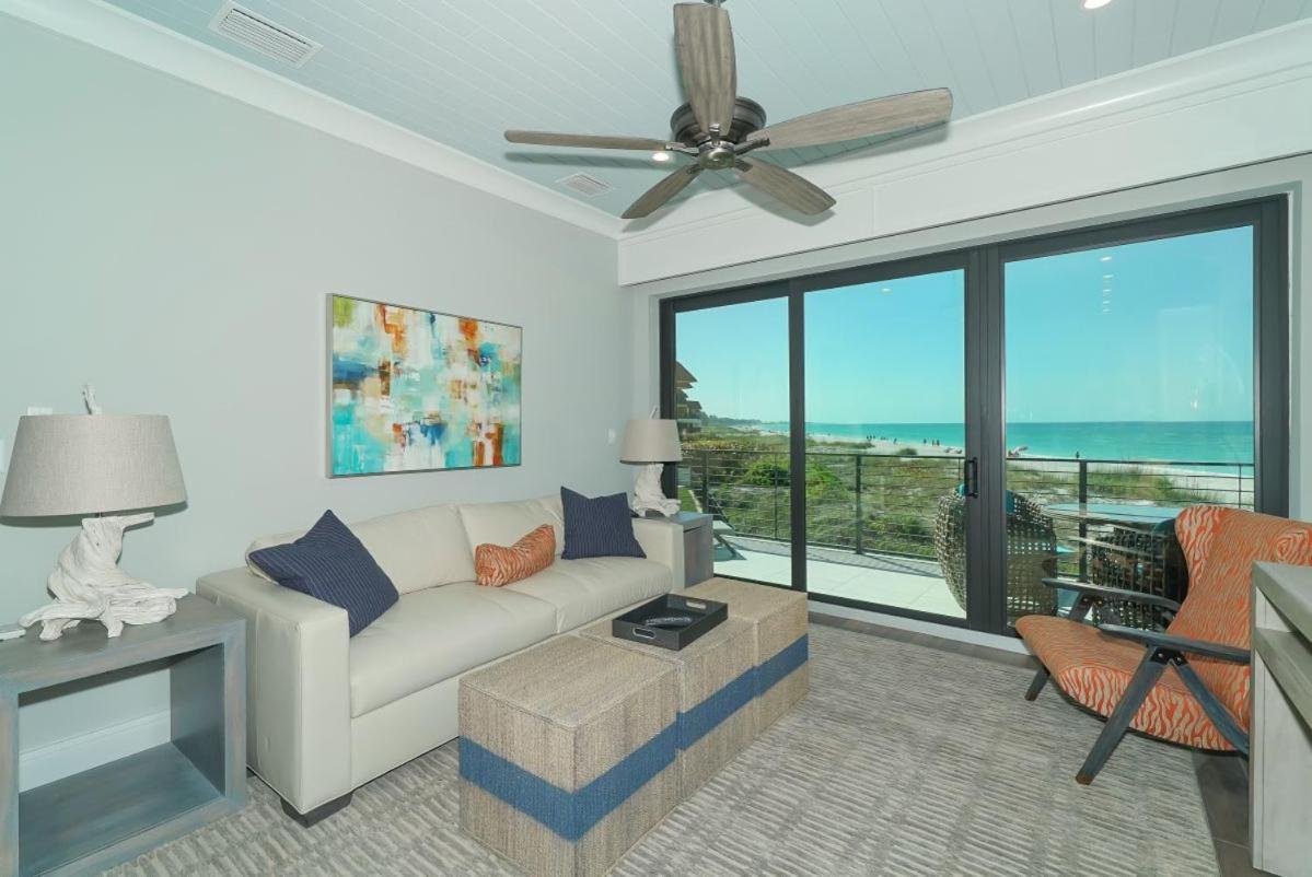 King Suite with Ocean View - Photo 2