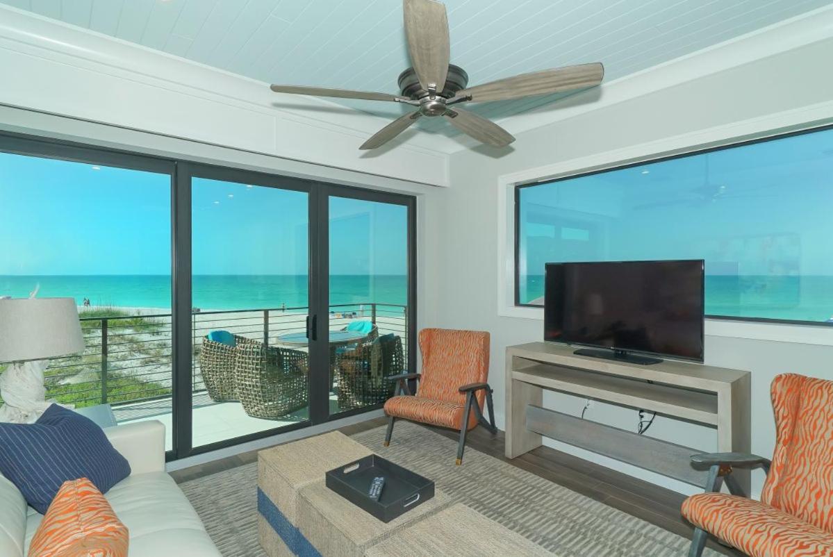 King Suite with Ocean View - Photo 10