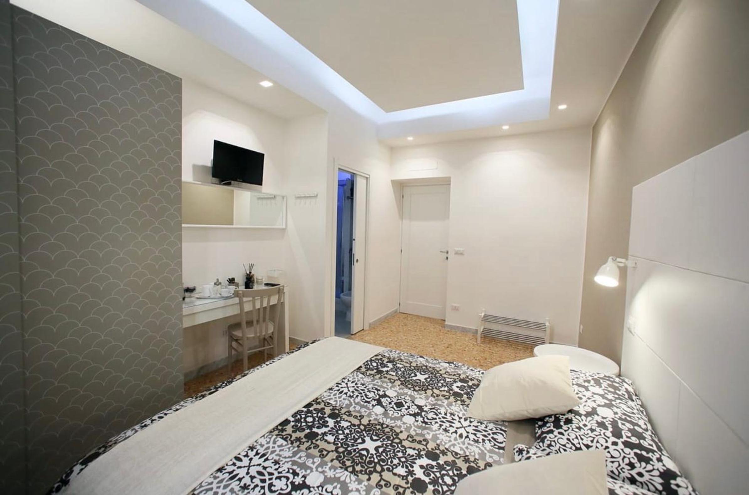 Double or Twin Room with Private Bathroom