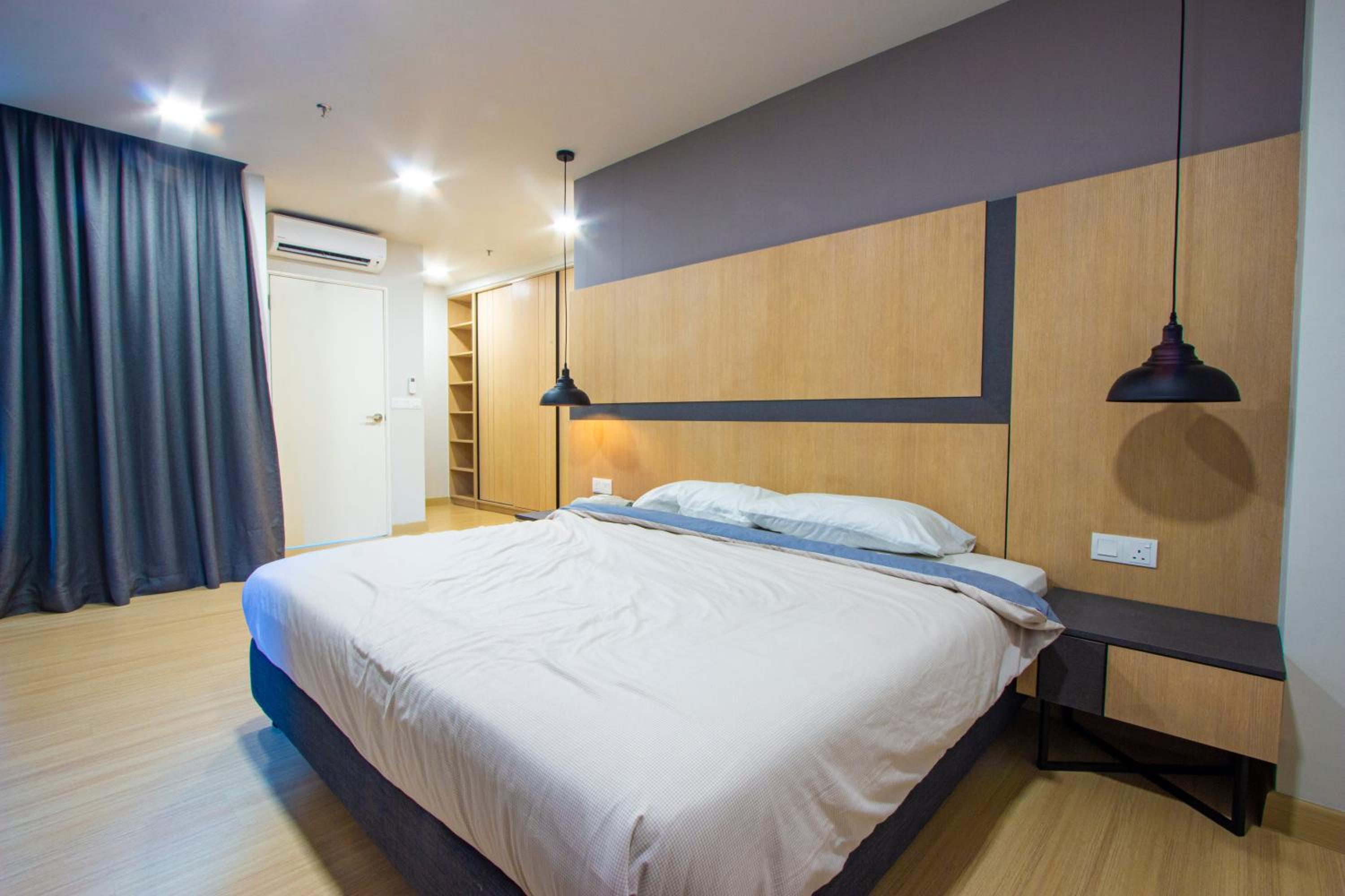 Two-Bedroom Apartment - Photo 37
