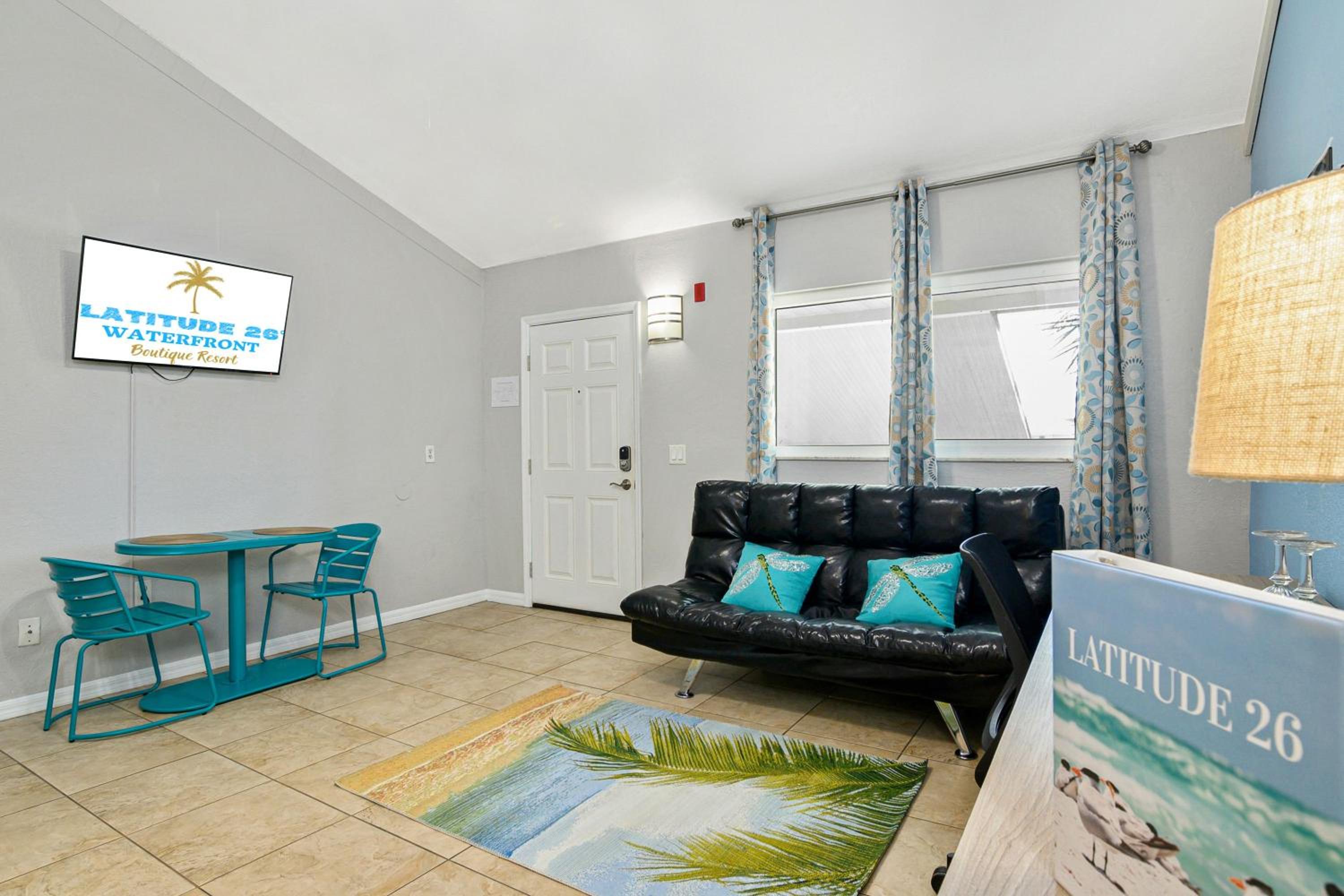 Loft Suite - Photo 4