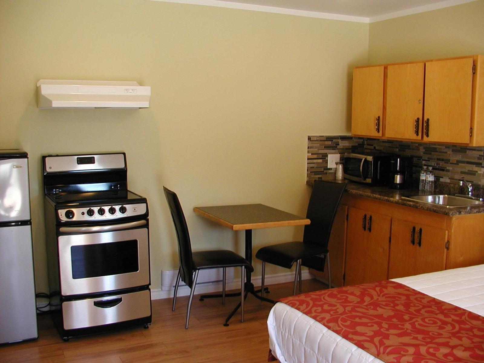 Family Room photo 2