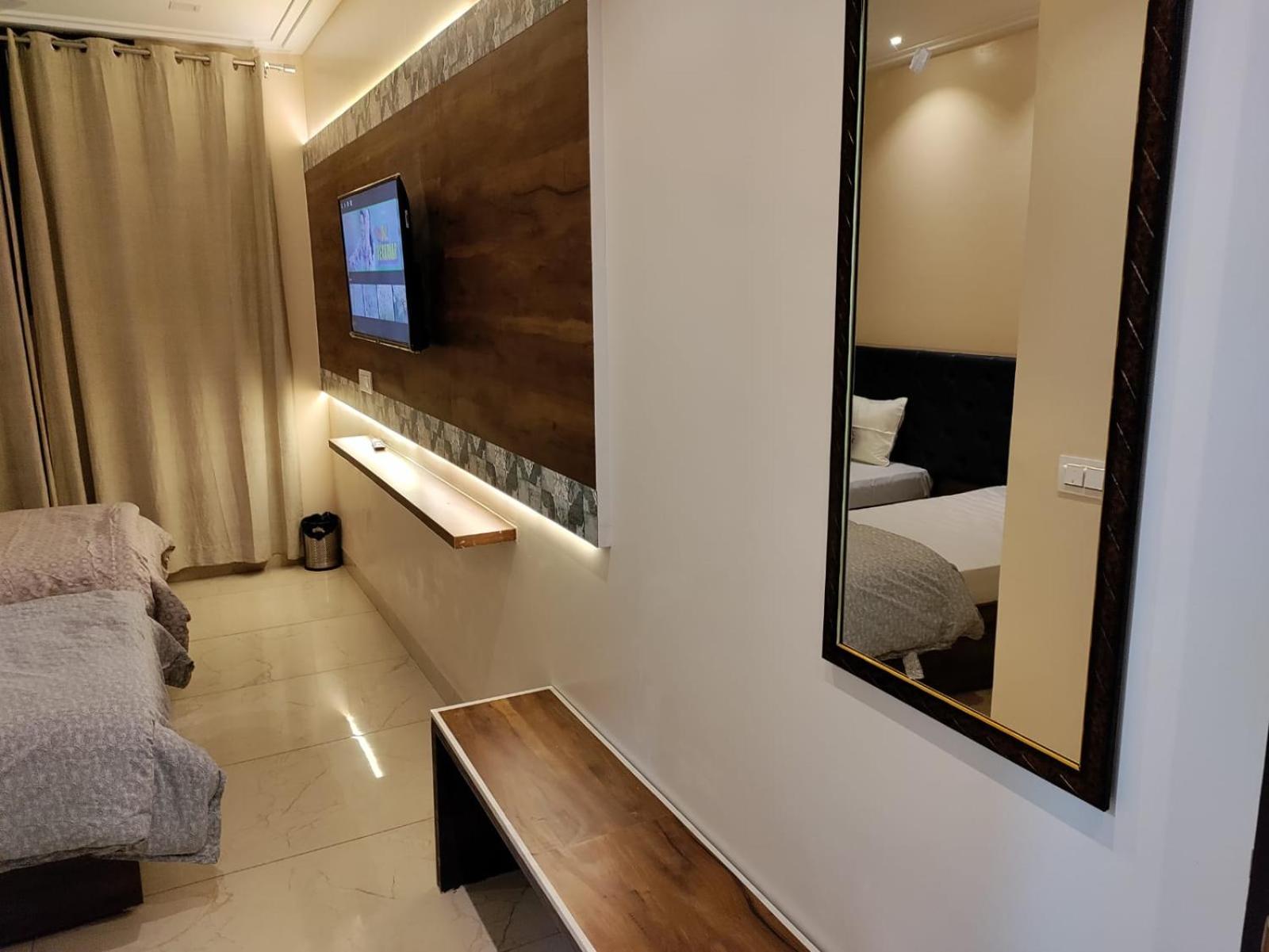Superior Double or Twin Room - Photo 6