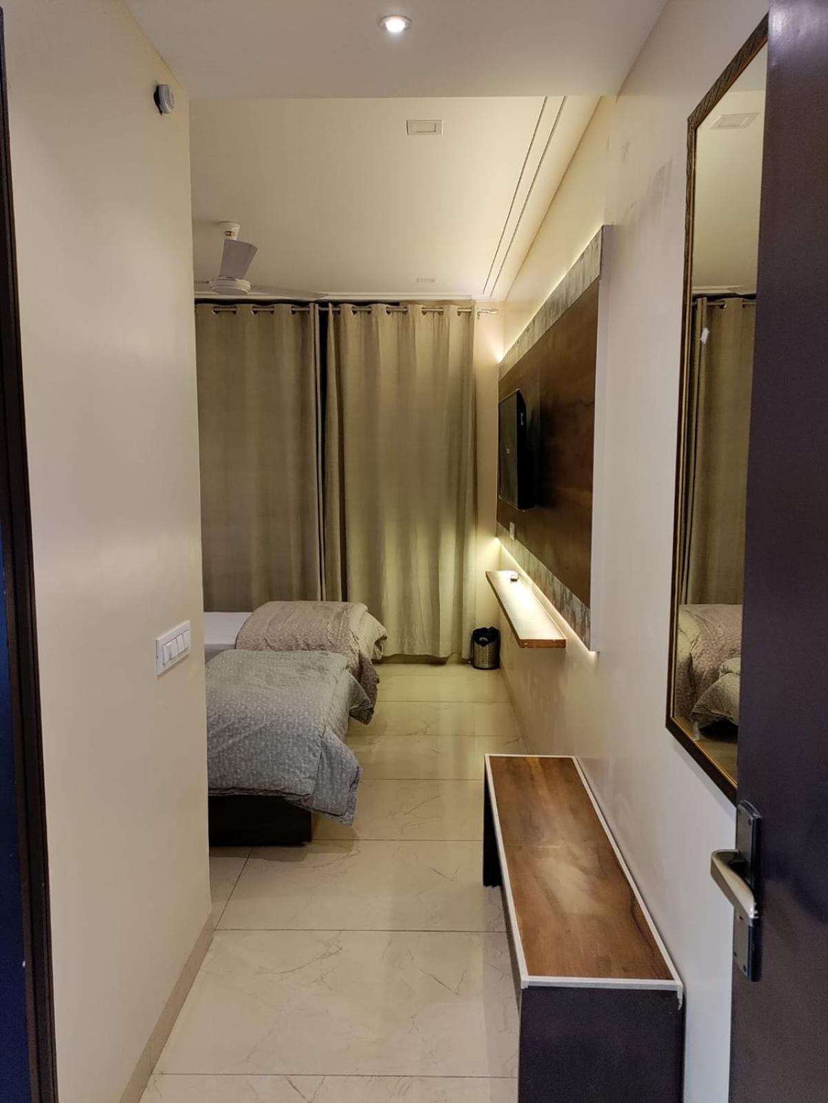 Superior Double or Twin Room - Photo 2