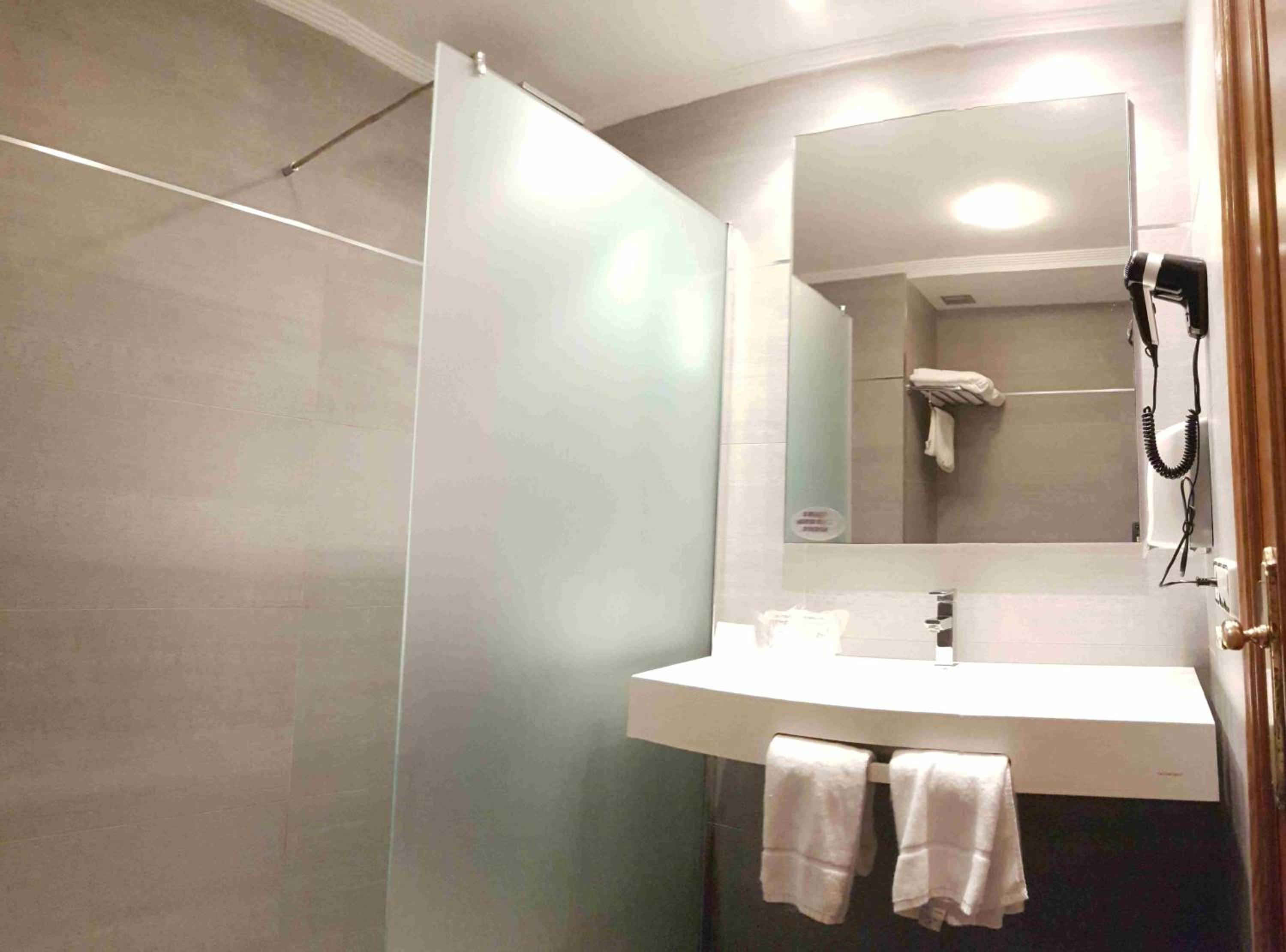 Double Room with Terrace - Photo 4