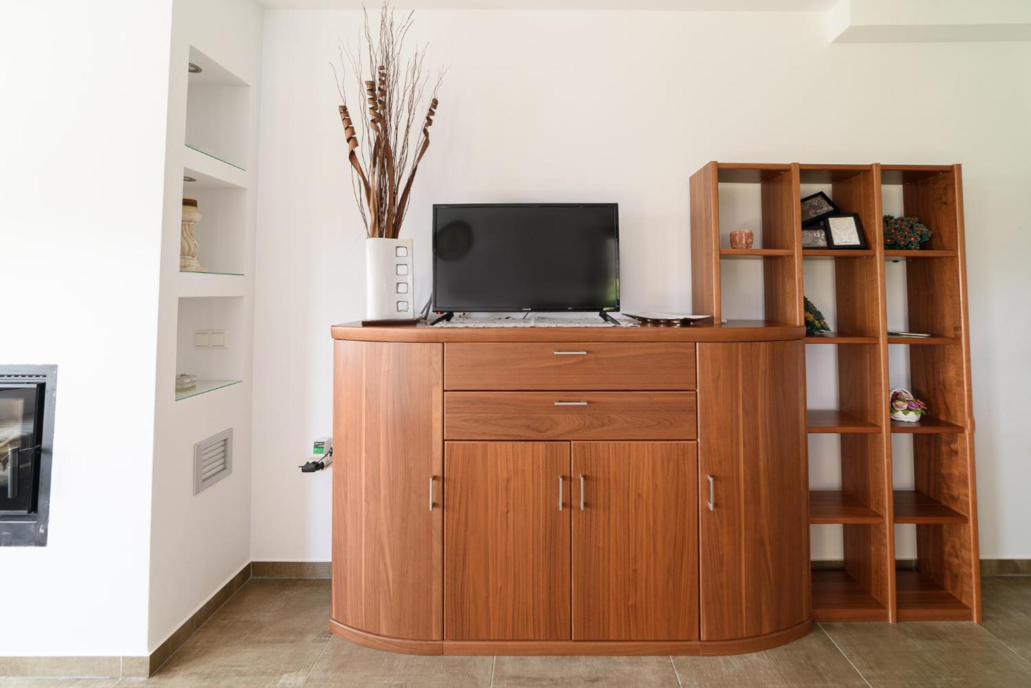 One-Bedroom Apartment - Photo 31