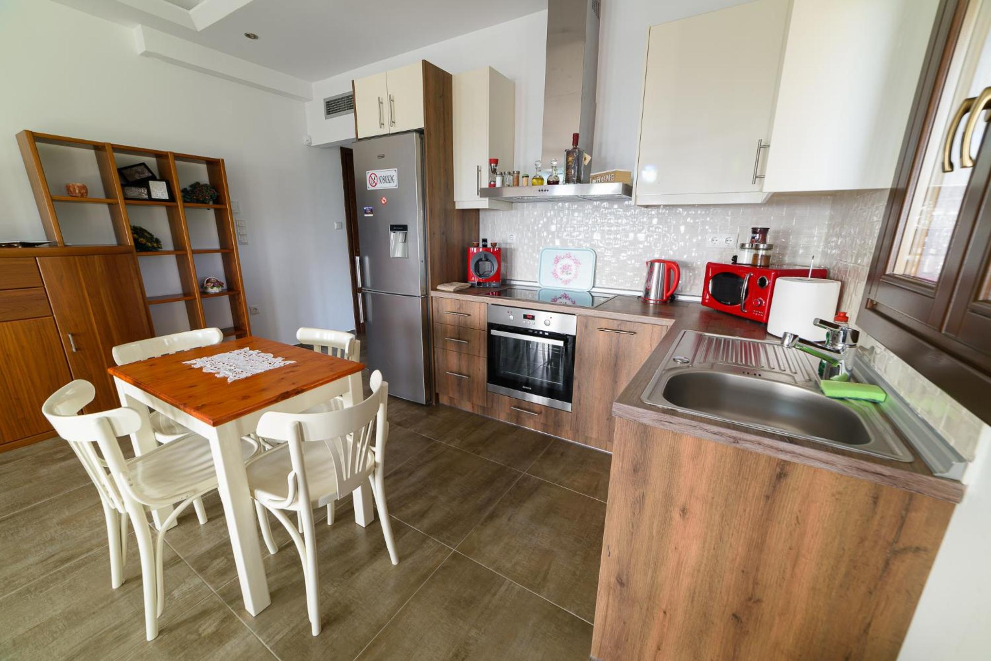 One-Bedroom Apartment - Photo 40