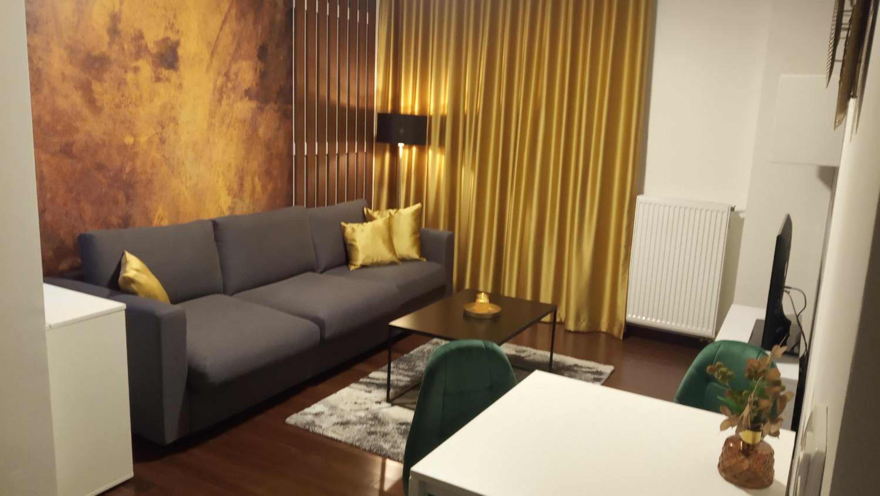 Apartment - Photo 22