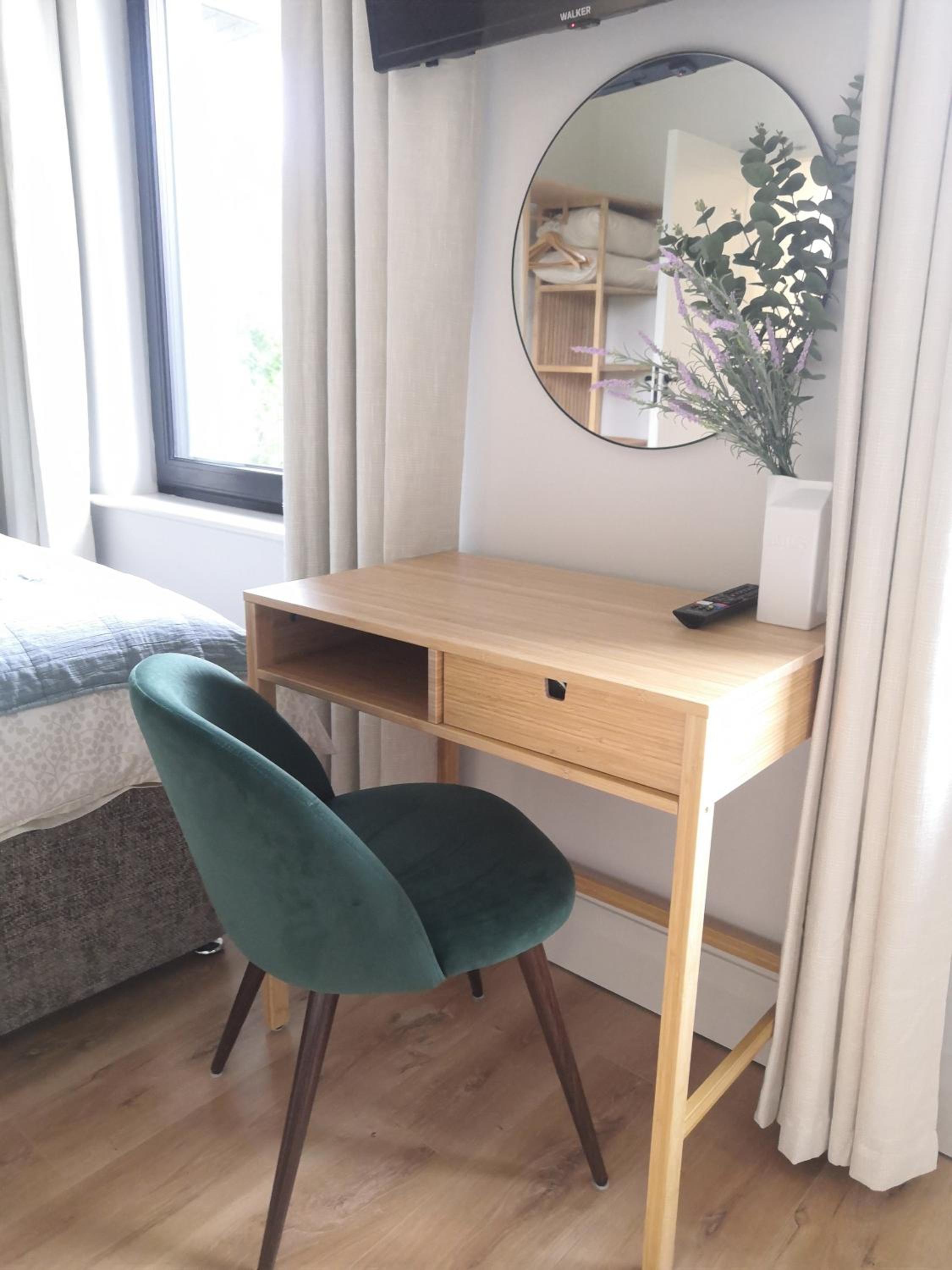Double Room - Photo 5