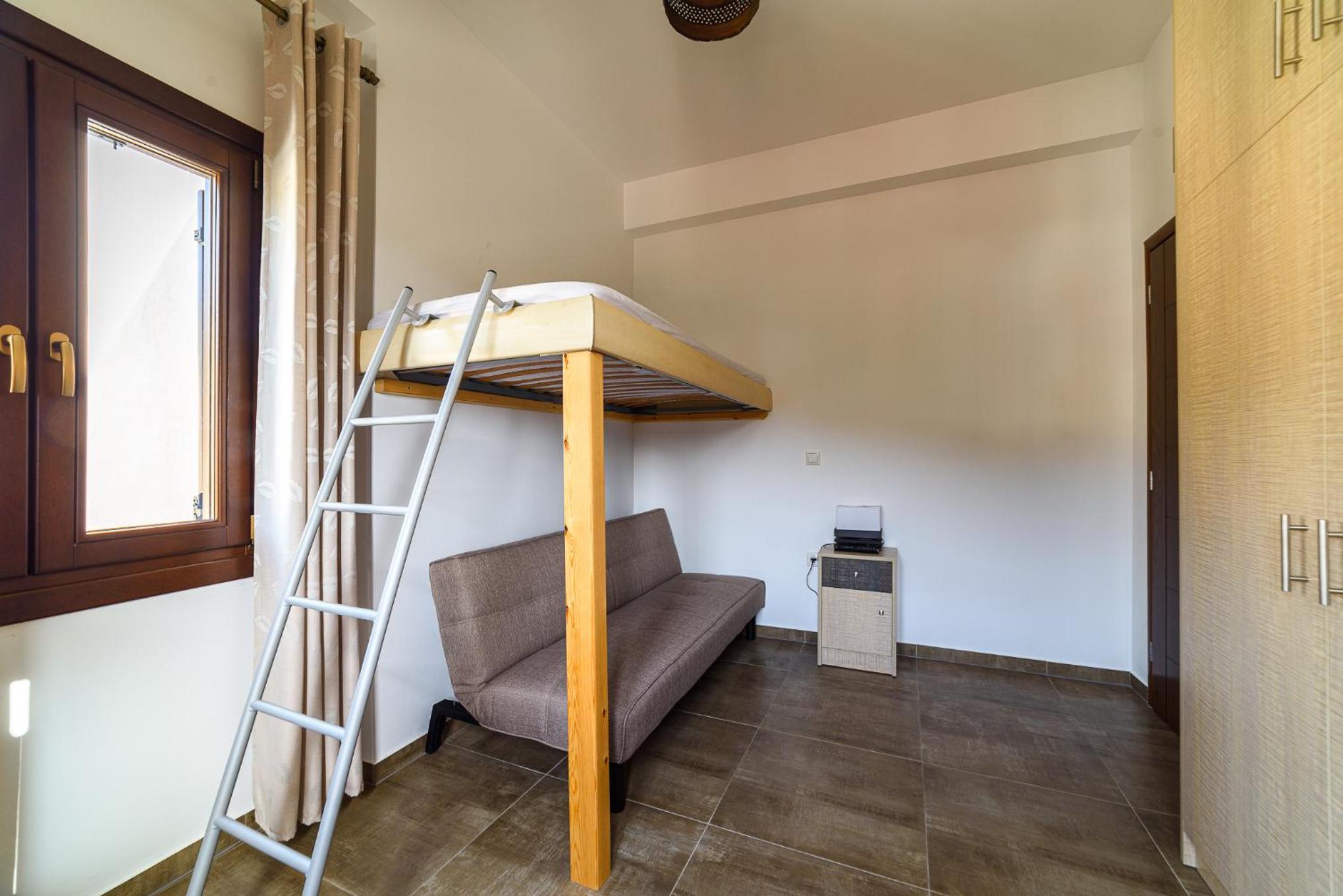Two-Bedroom Apartment - Photo 6