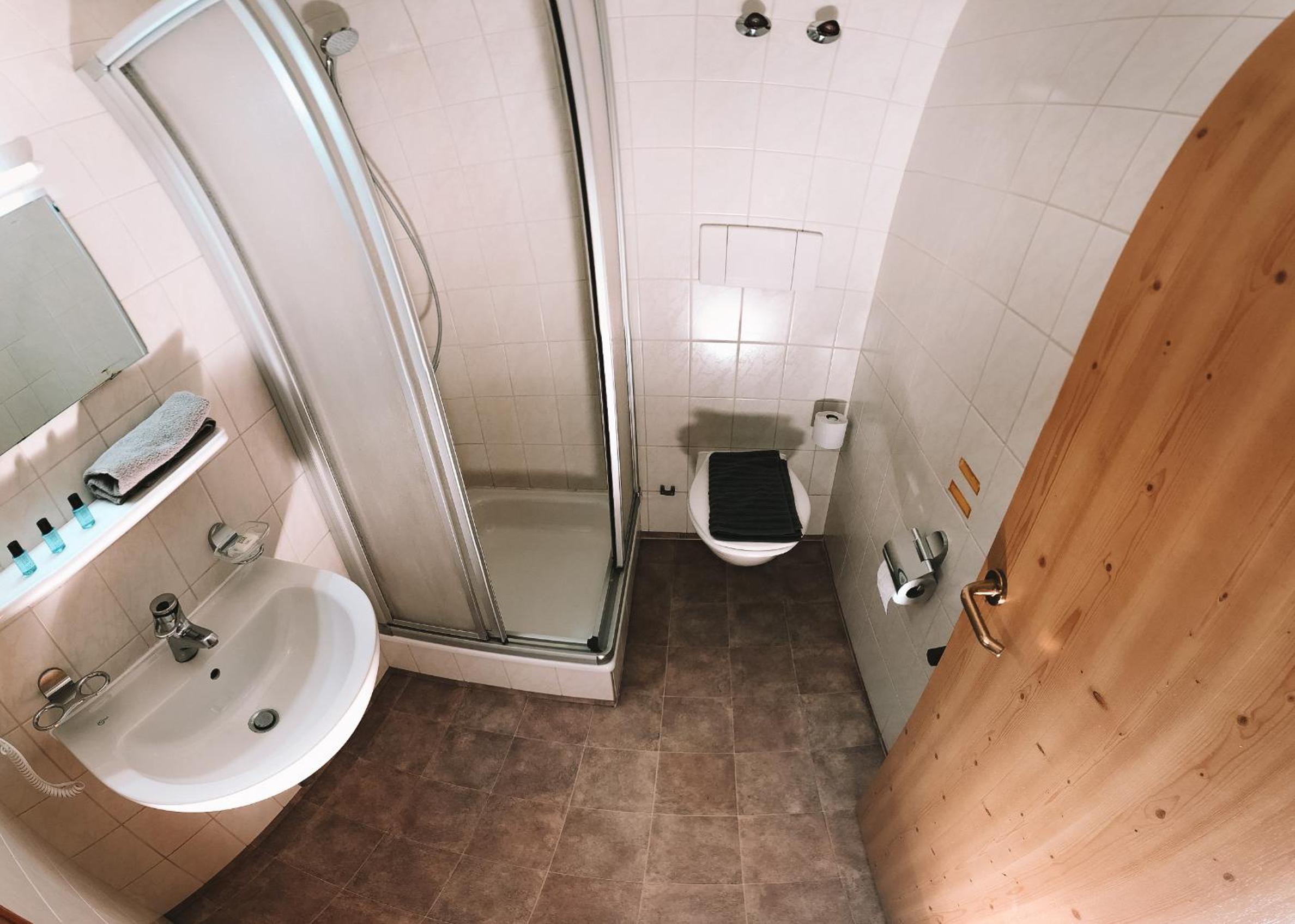 Deluxe Double Room with Balcony photo 2