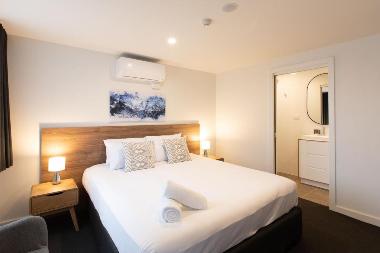Superior King Room - Photo 6