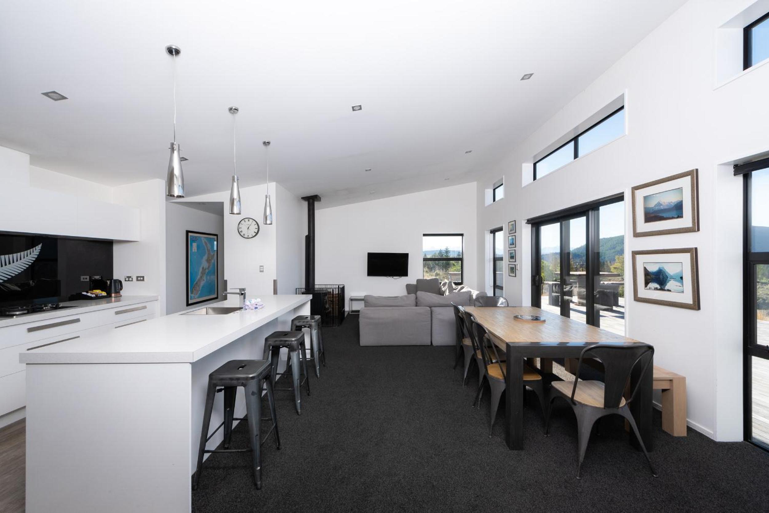 Four-Bedroom House - Photo 29