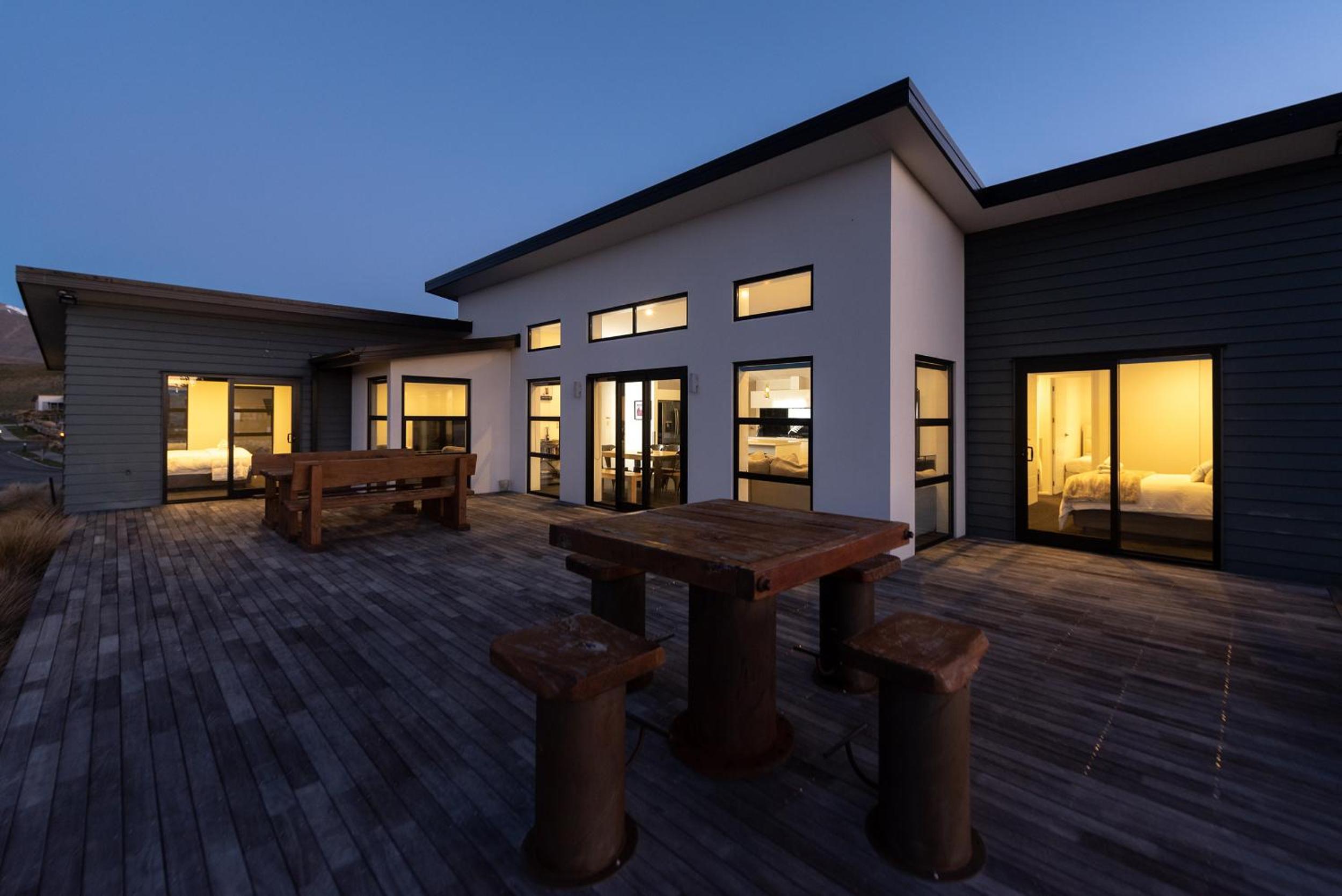 Four-Bedroom House - Photo 10
