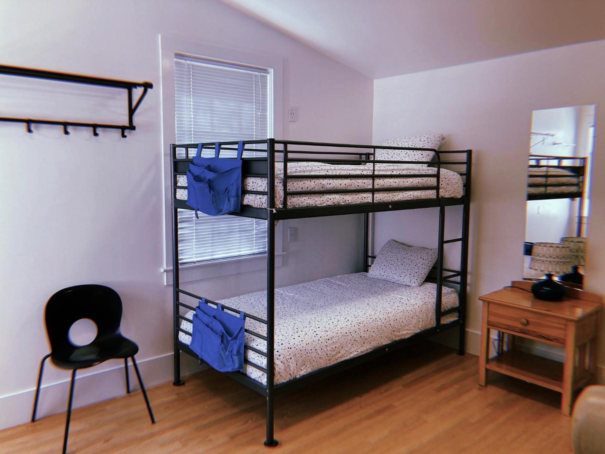 Bed in 6-Bed Female Dormitory Room photo 2