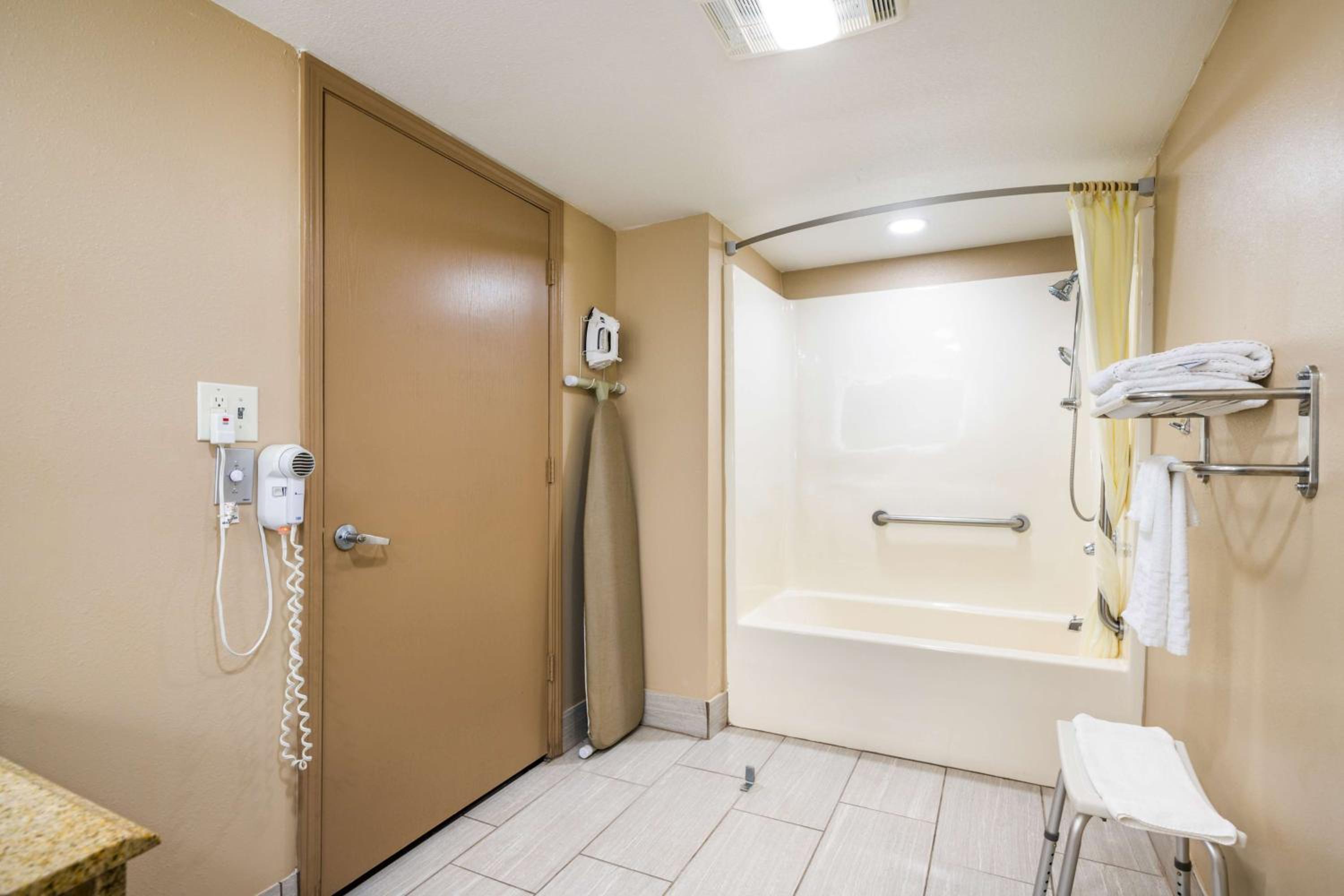SureStay Plus Hotel by Best Western Poteau, Bild 2