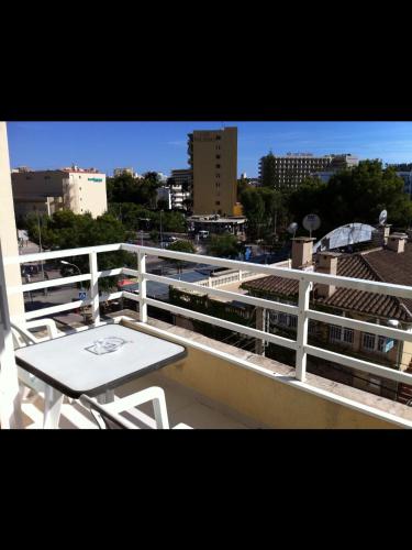 Double or Twin Room with Terrace no Air-Conditioning photo 1