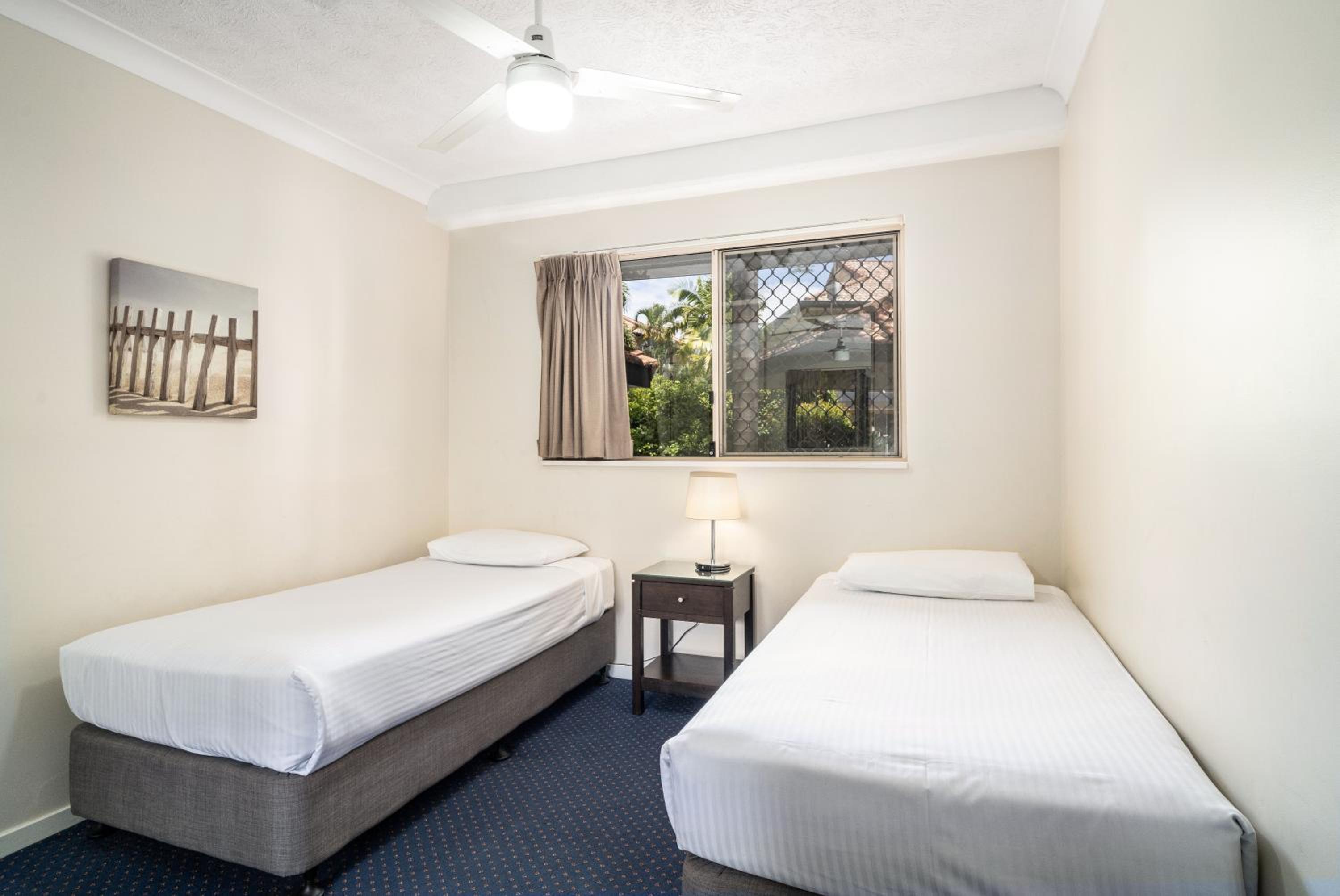 Three-Bedroom Apartment - Photo 14