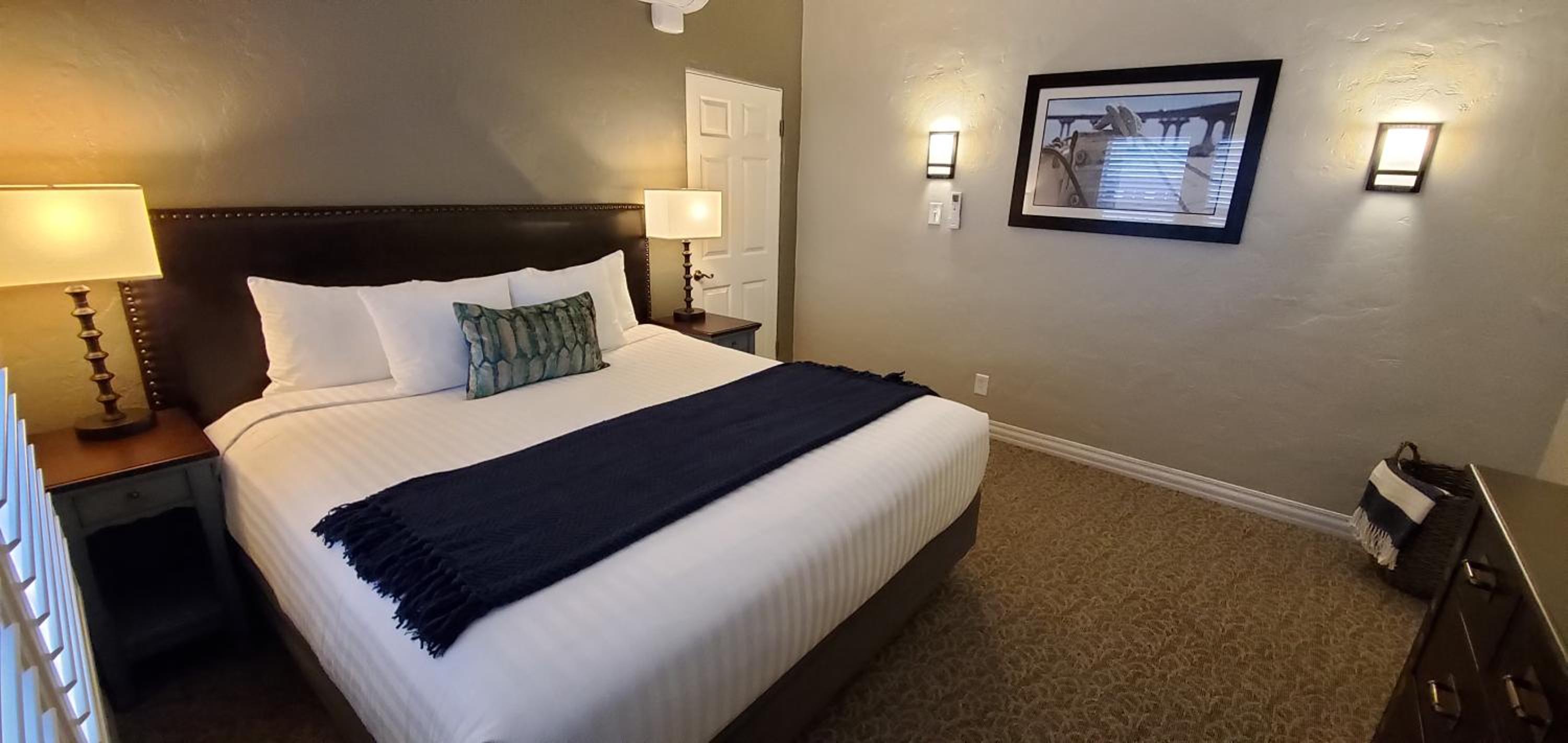 One-Bedroom Suite photo 3