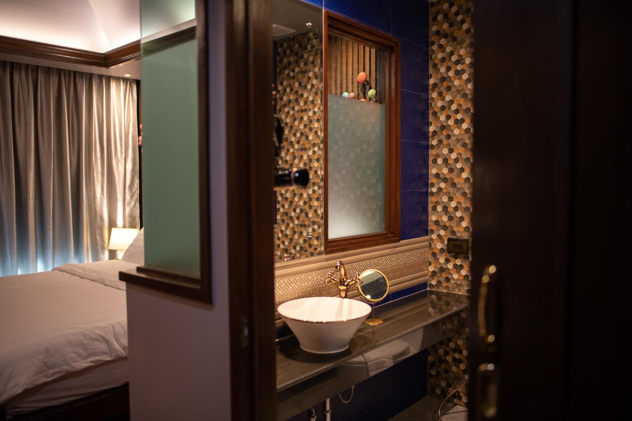Deluxe Double Room - Photo 4