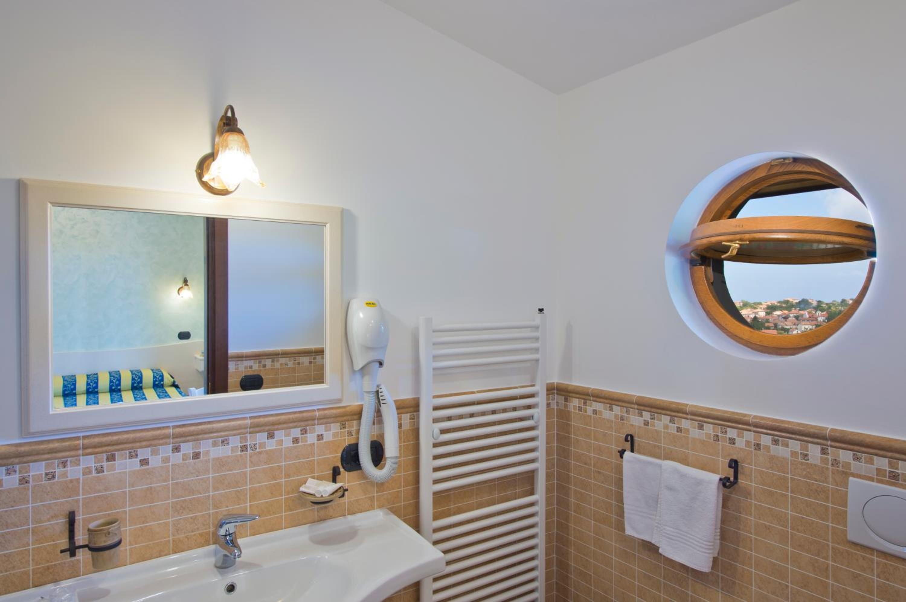 Quadruple Room photo 3