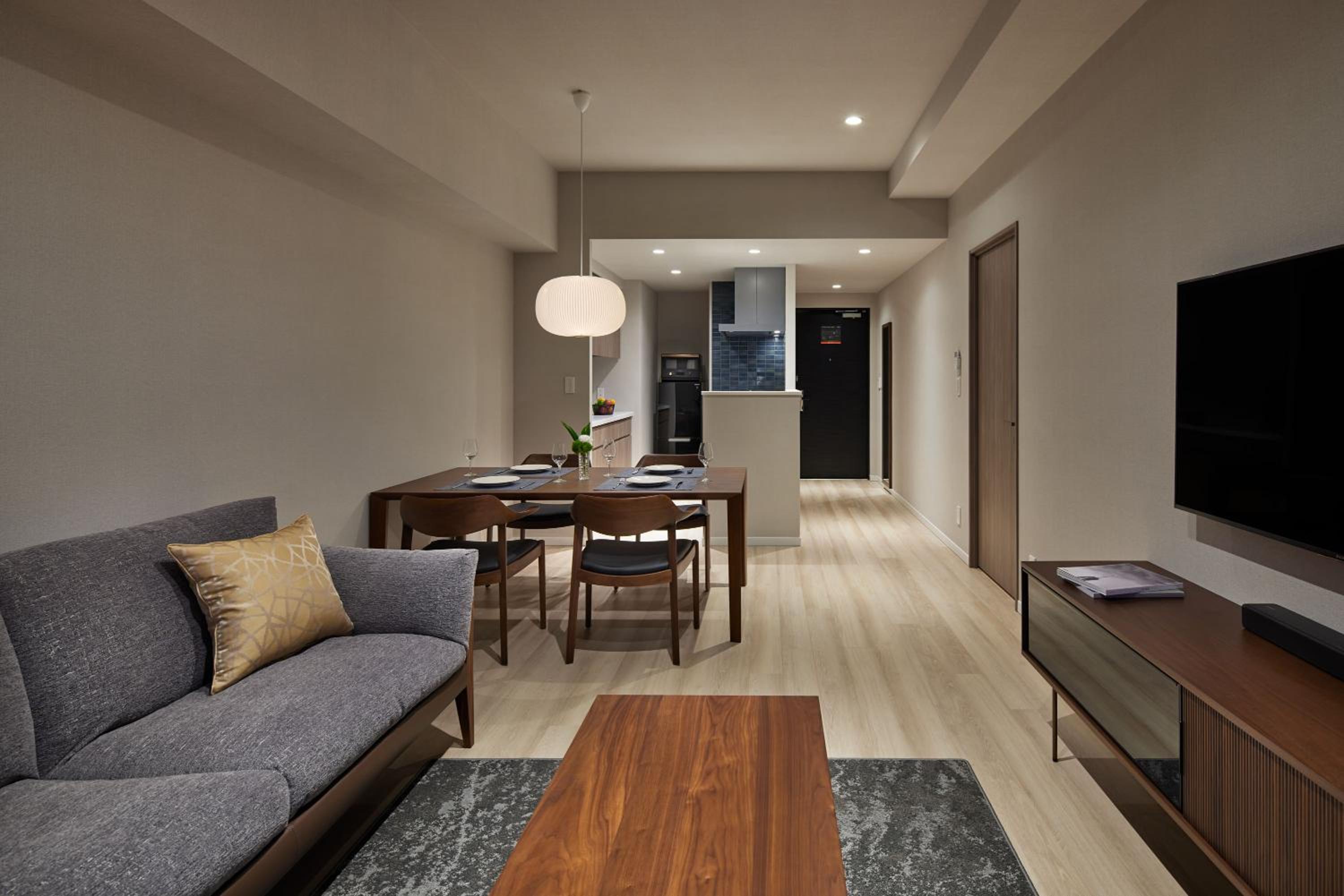 One-Bedroom Apartment