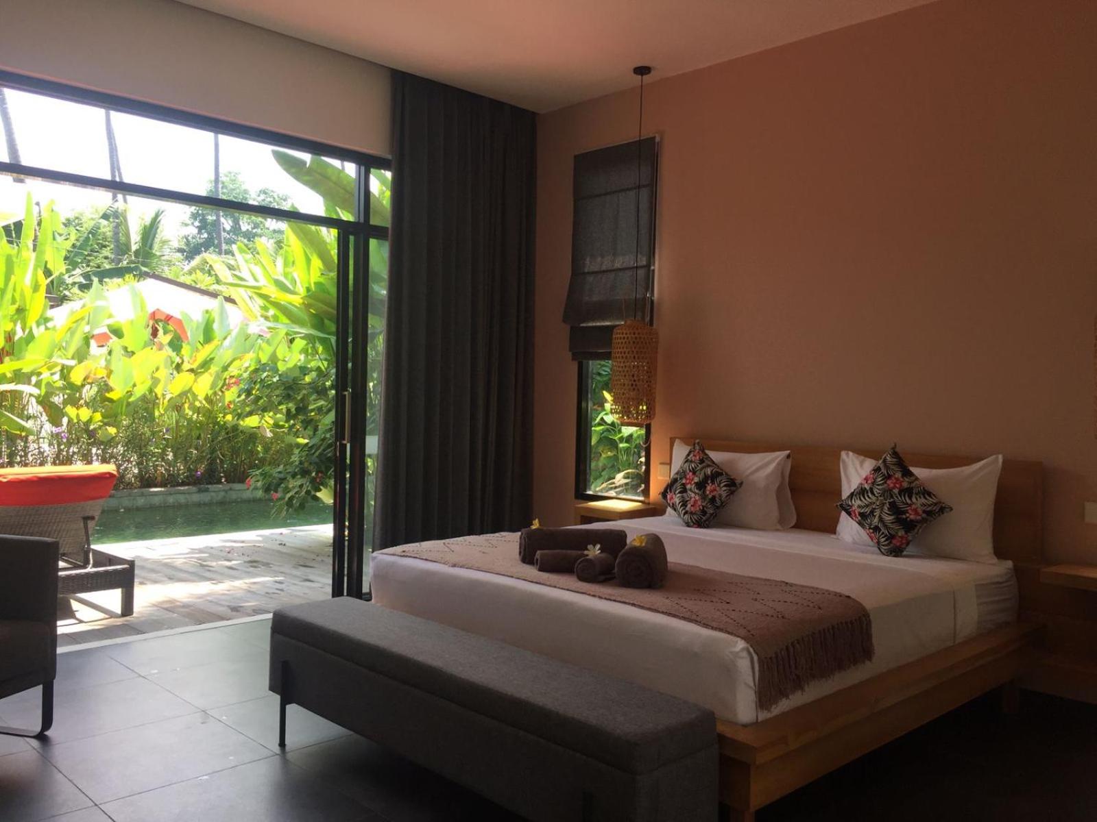 Deluxe Queen Room - Photo 5
