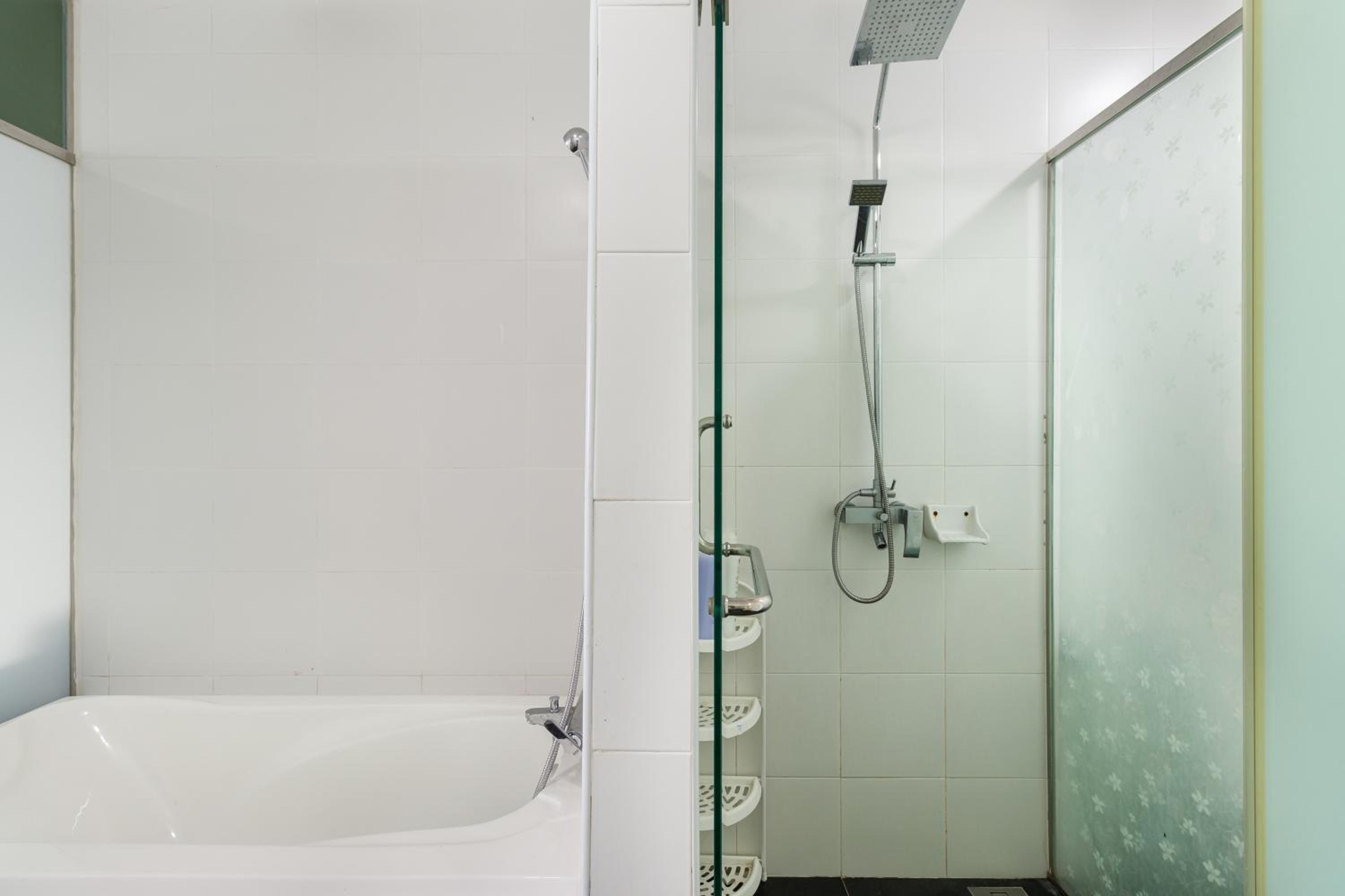 One-Bedroom Apartment - Photo 10