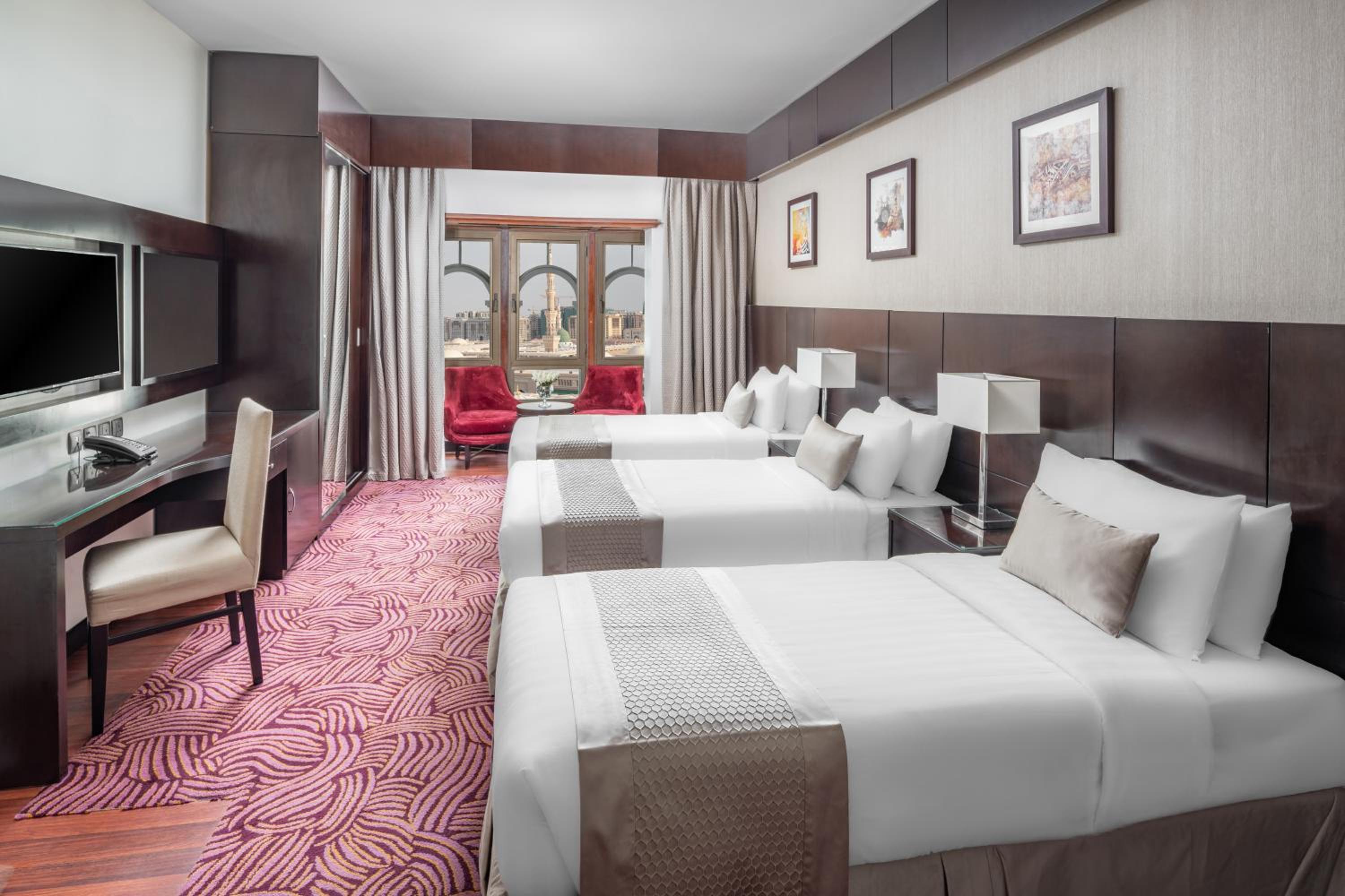 Deluxe Triple Room - Photo 3