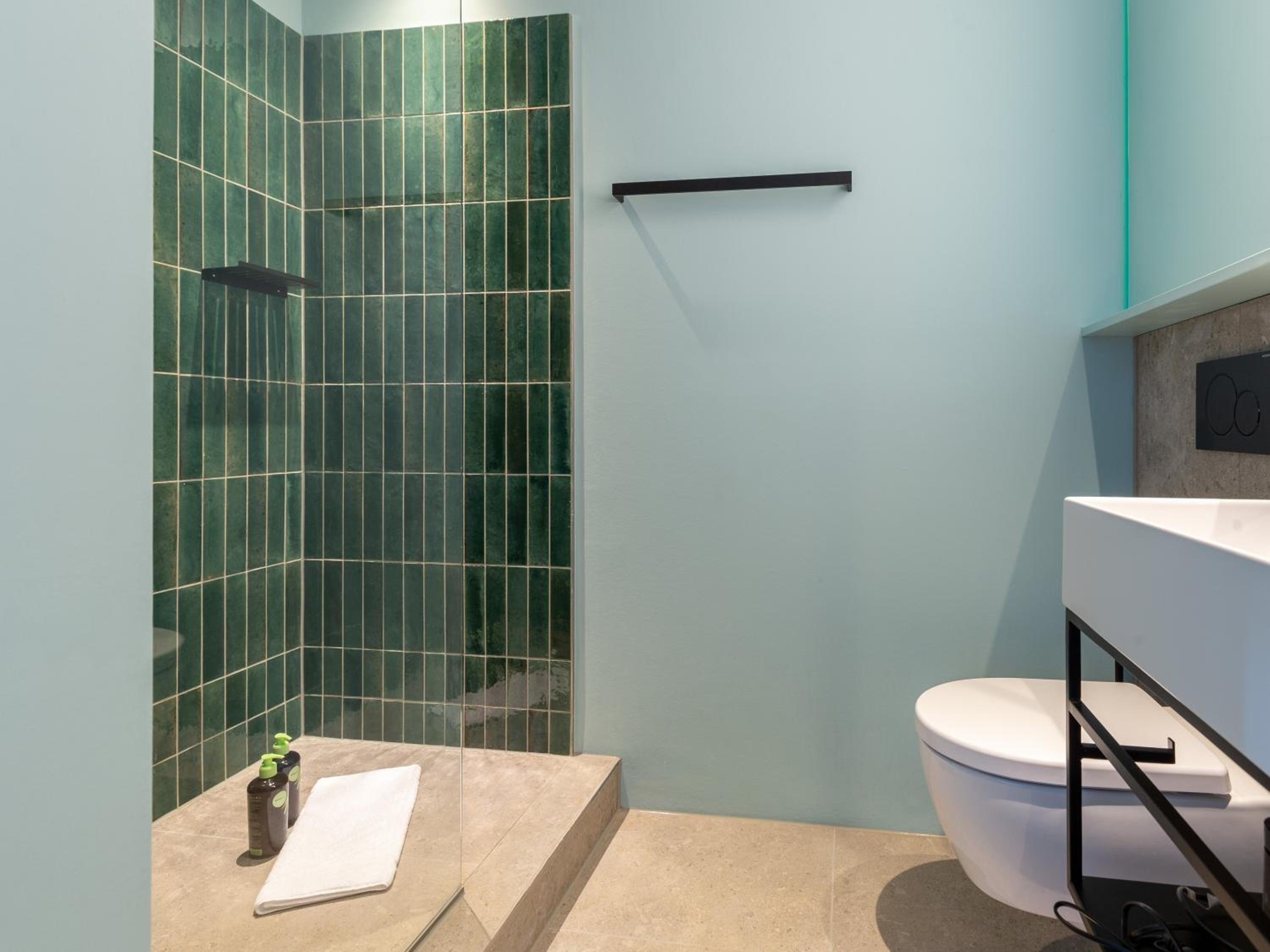 Single Suite photo 2