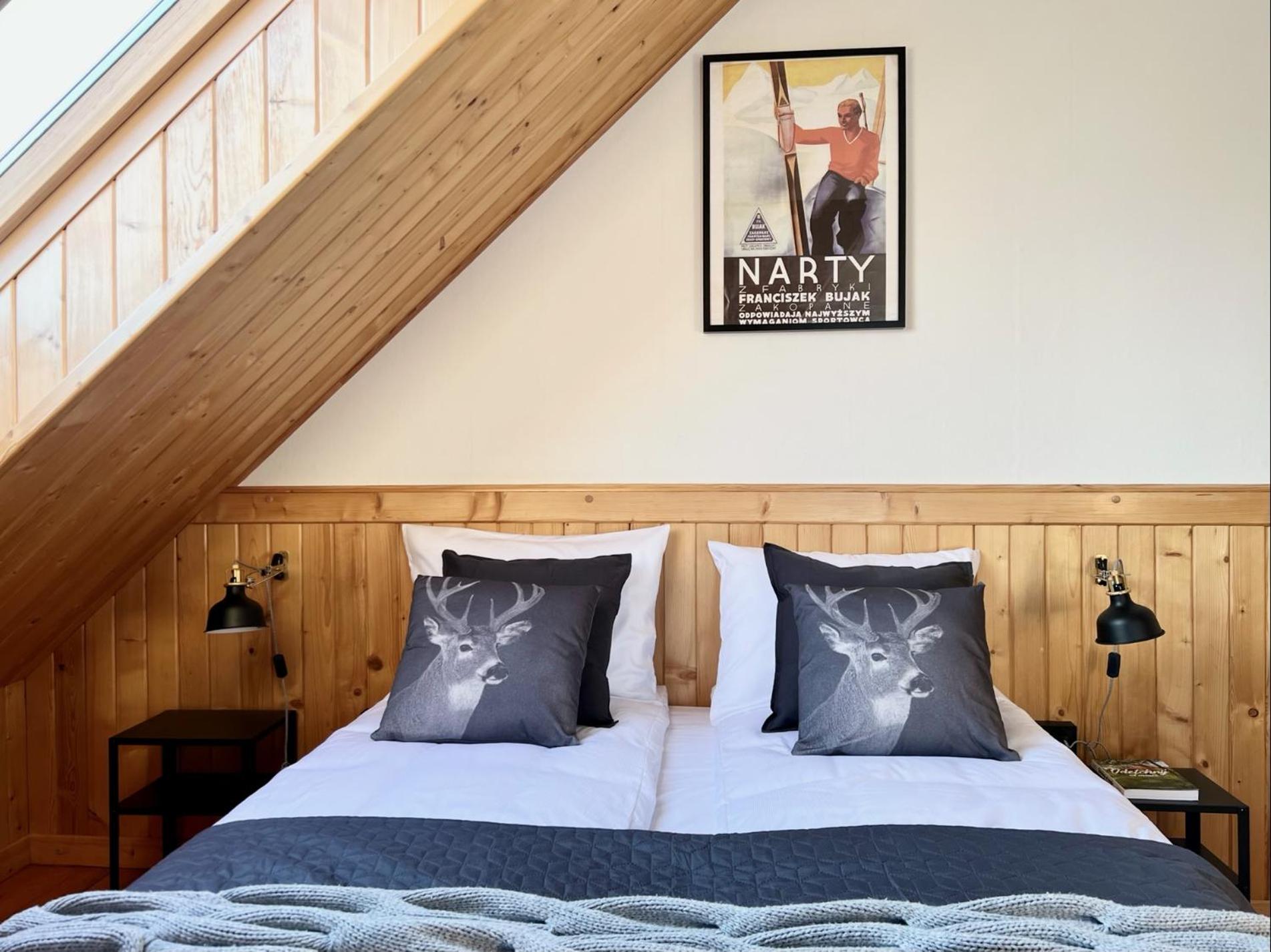 Double Room with Private External Bathroom - Photo 8