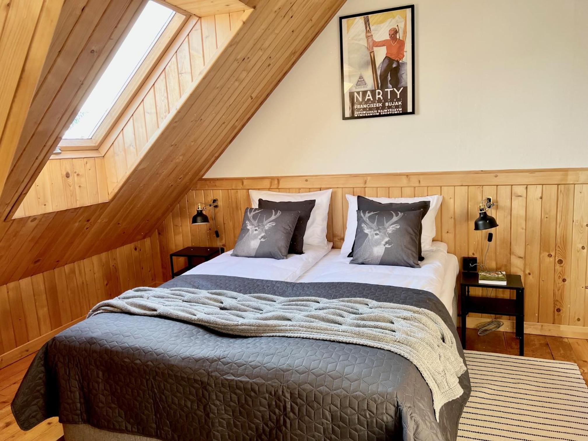 Double Room with Private External Bathroom - Photo 6