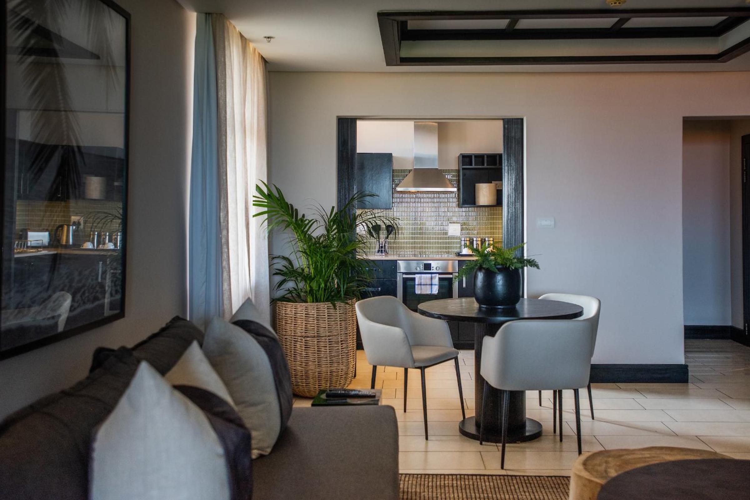 One-Bedroom Apartment - Photo 4