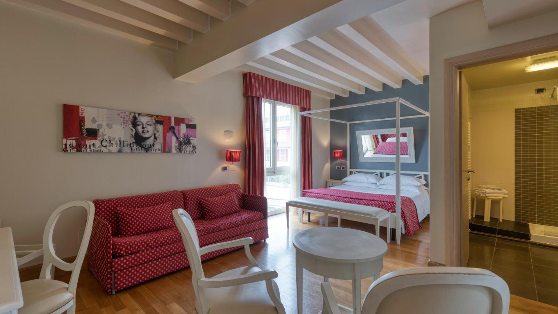 Quadruple Room photo 2