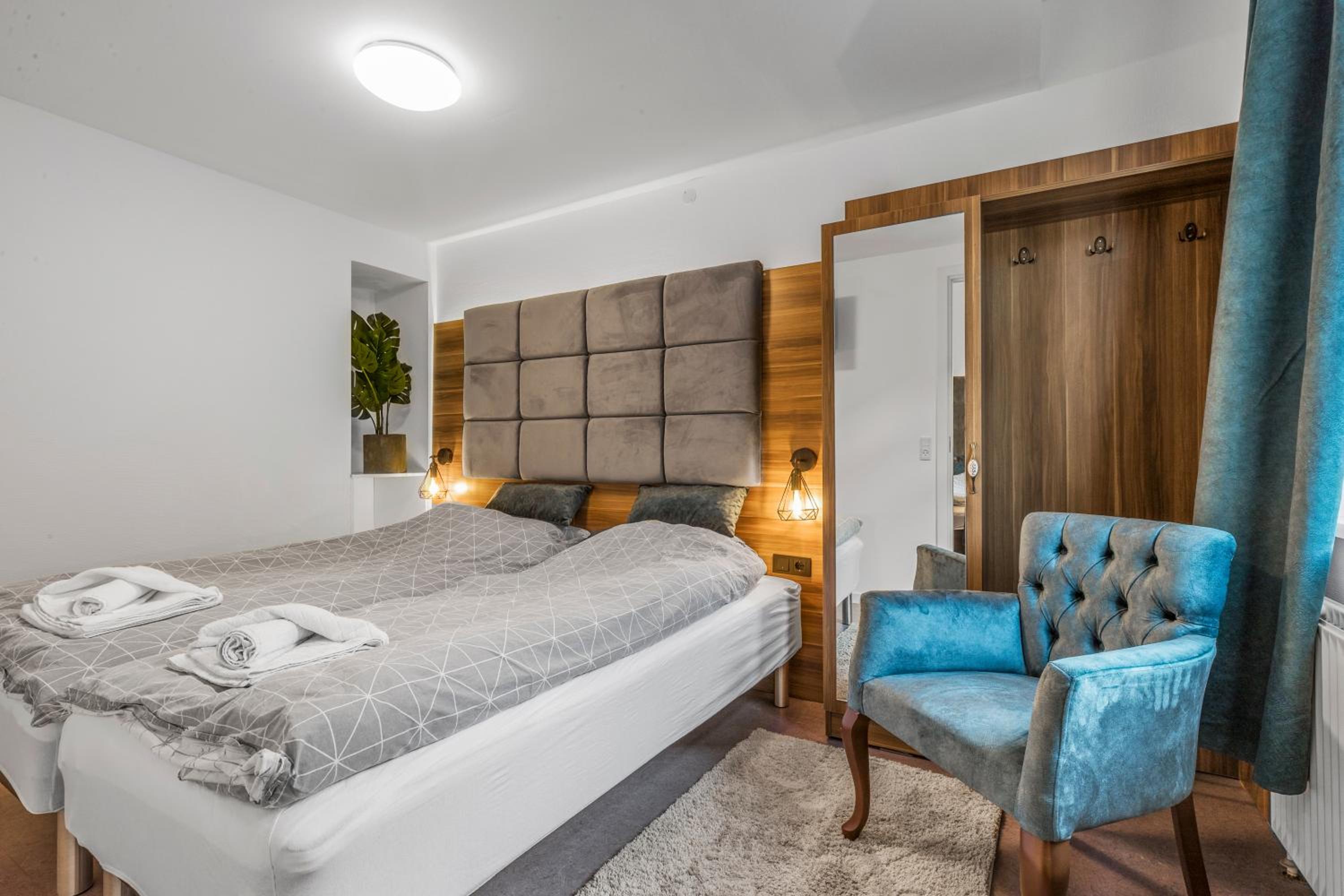 Double Room with Private Bathroom