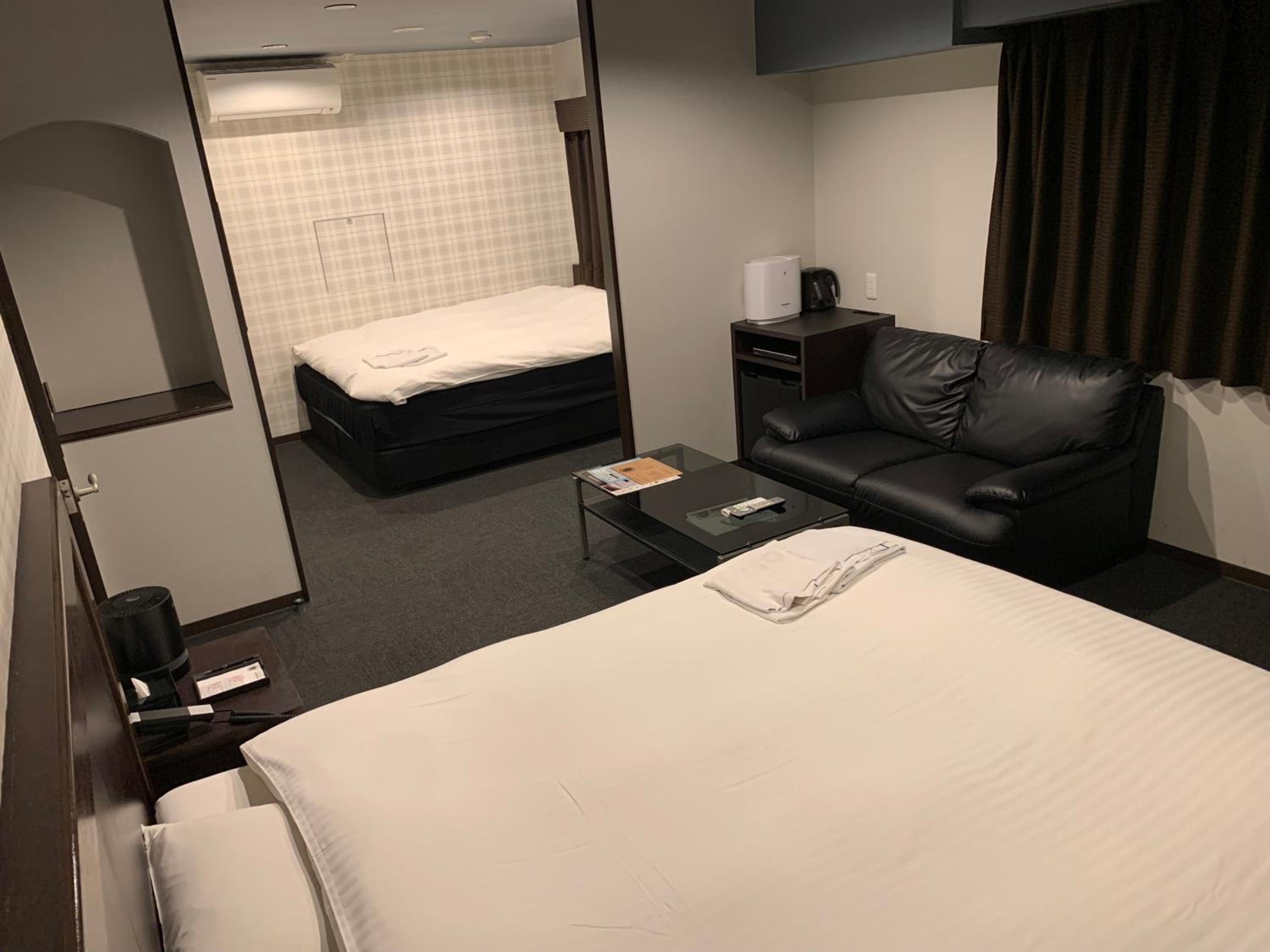Deluxe Double Room with Two Double Beds - Non-Smoking - Photo 1