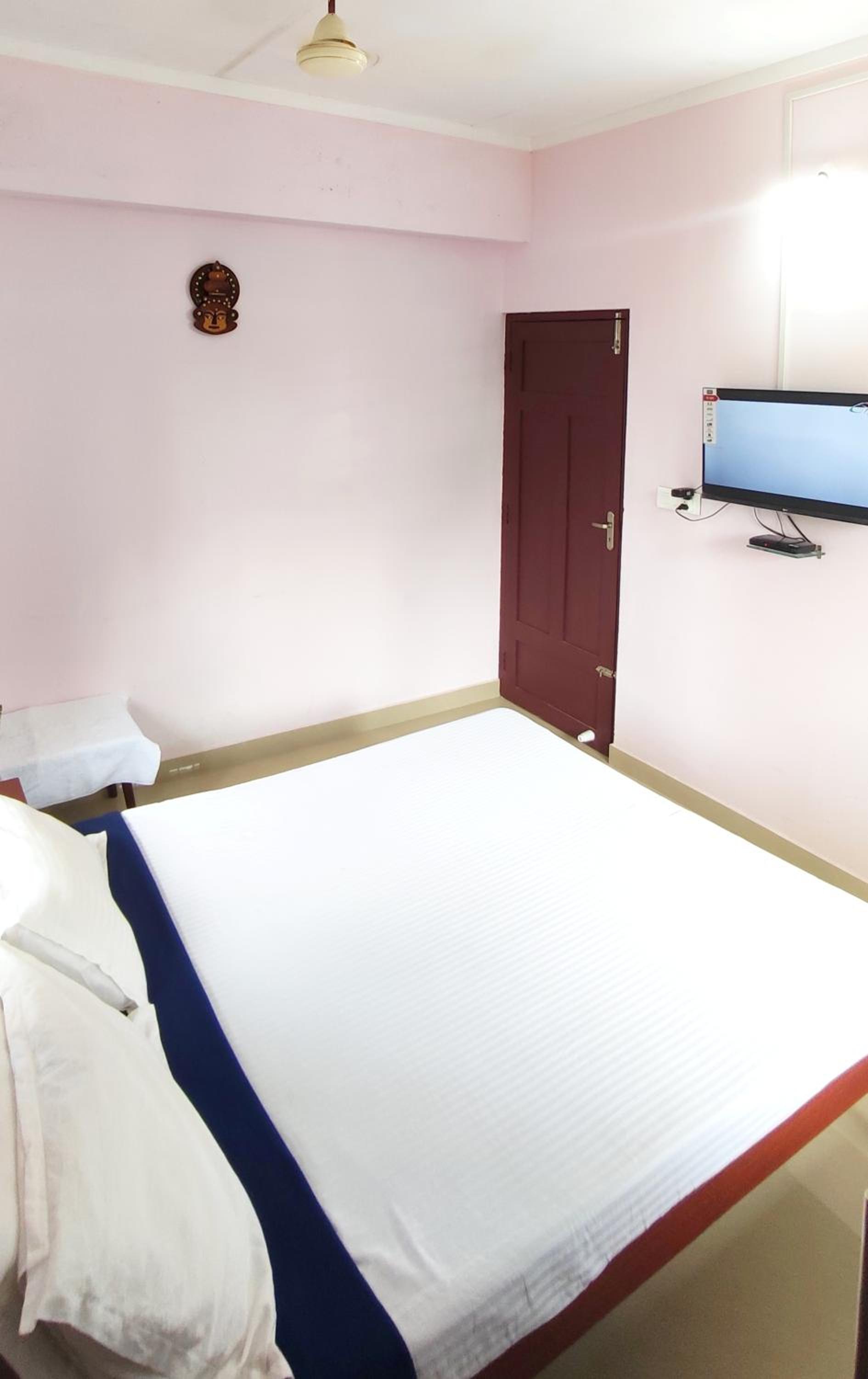 Standard Double Room photo 2