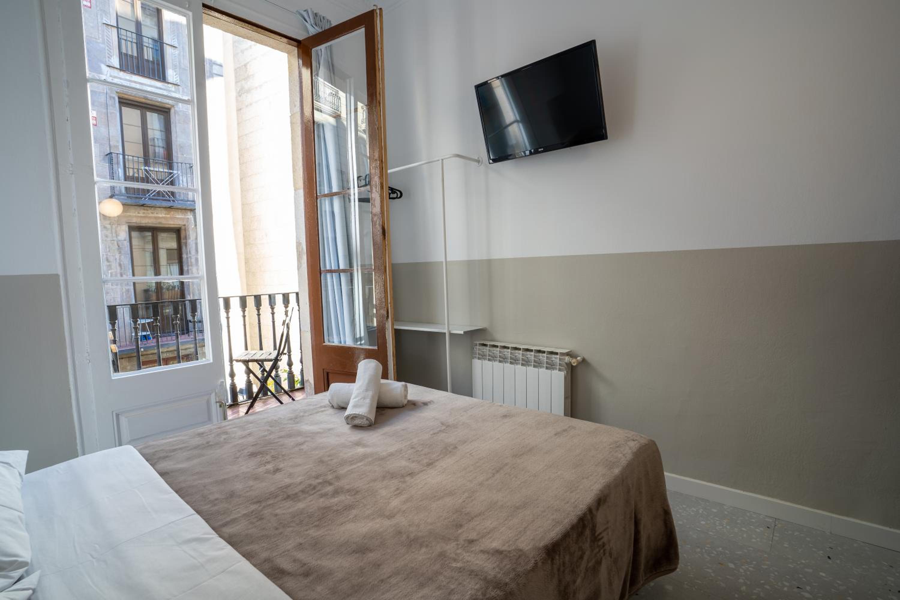 Double Room with Balcony photo 3