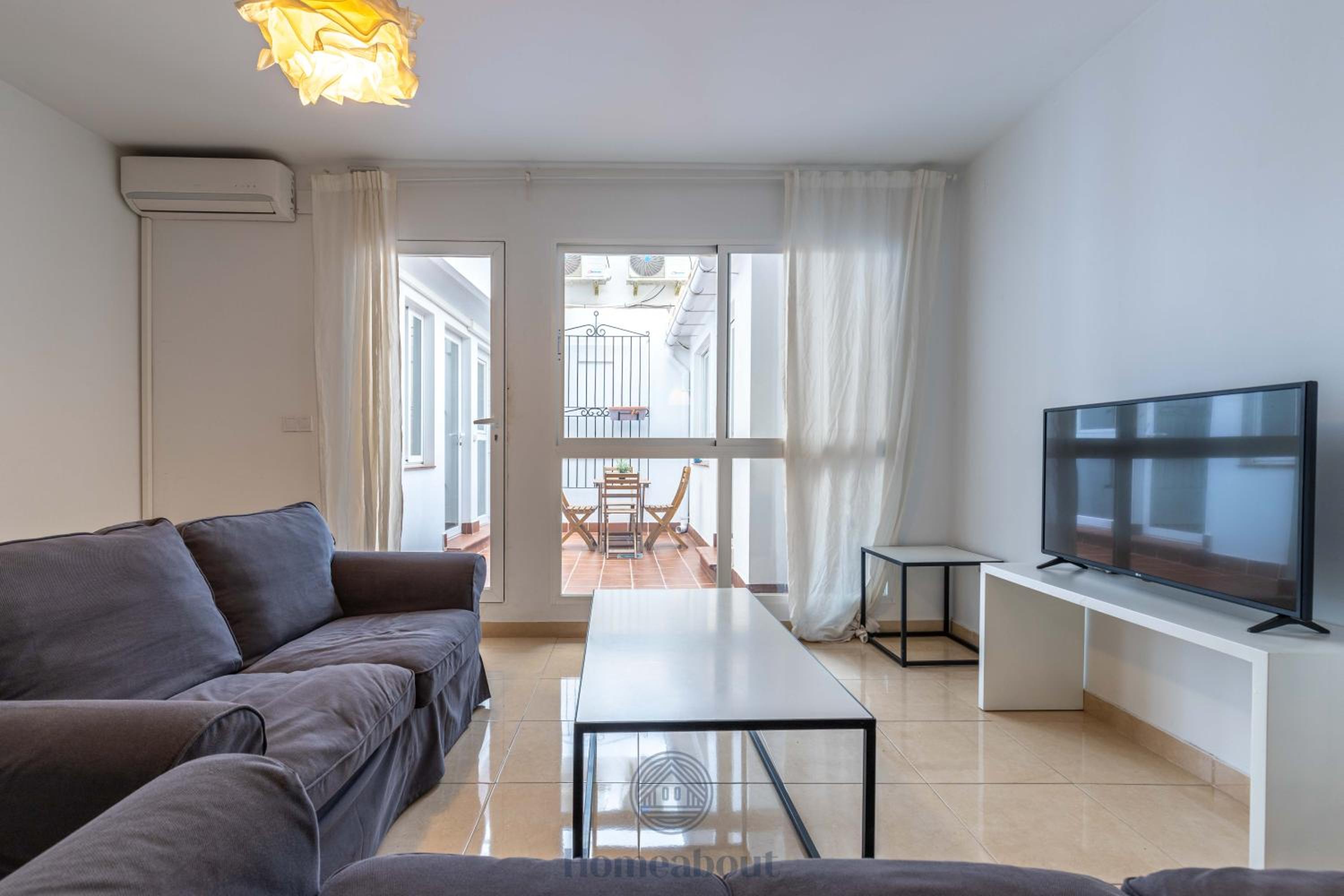 Estándar 3 hab, 3 baños privados y patio privado