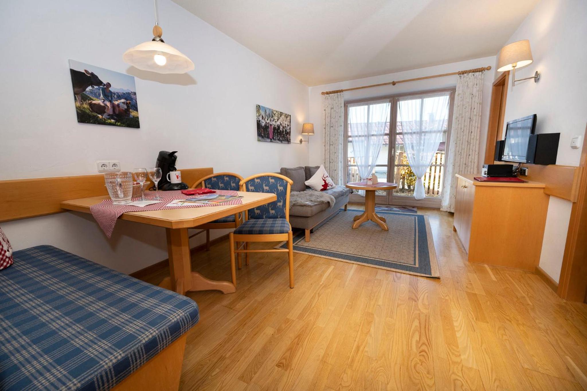 Apartment with Mountain View photo 3